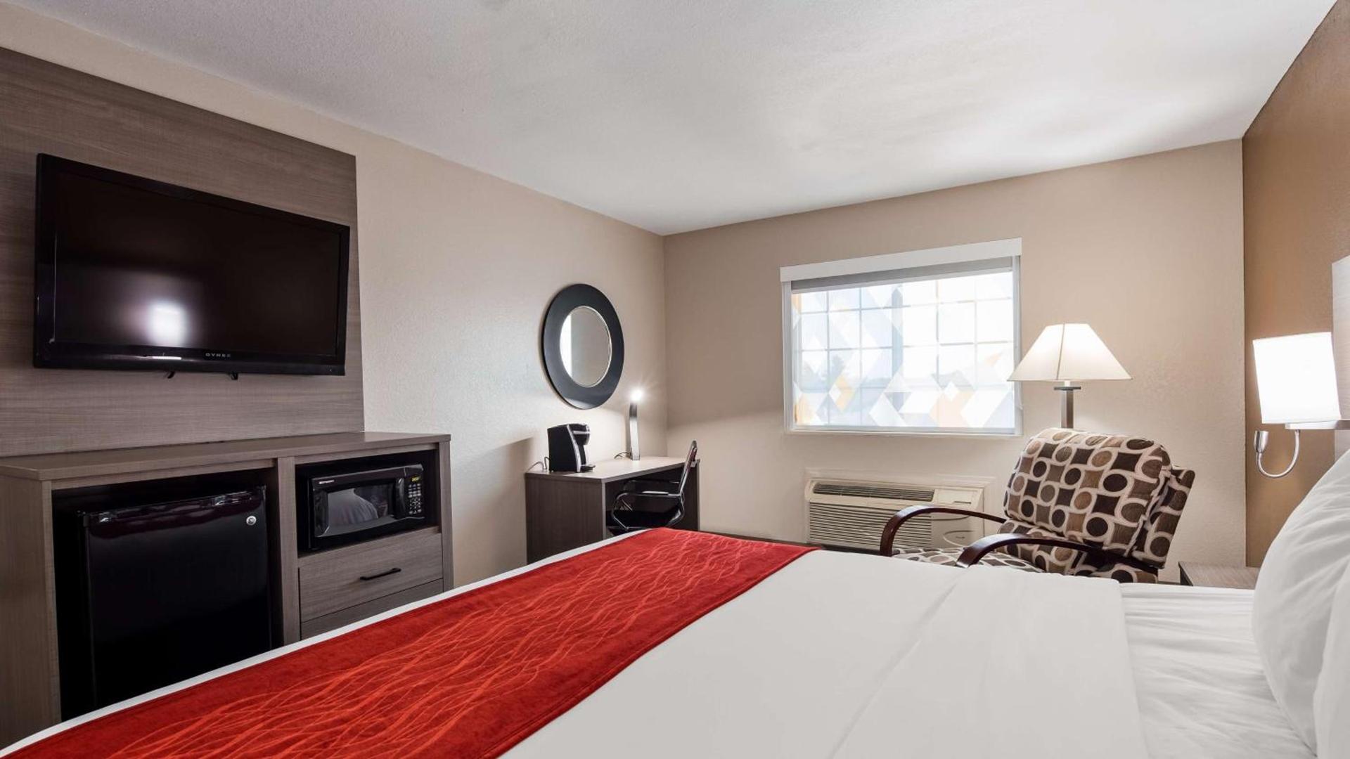 SureStay Plus Hotel by Best Western Kearney photo 11