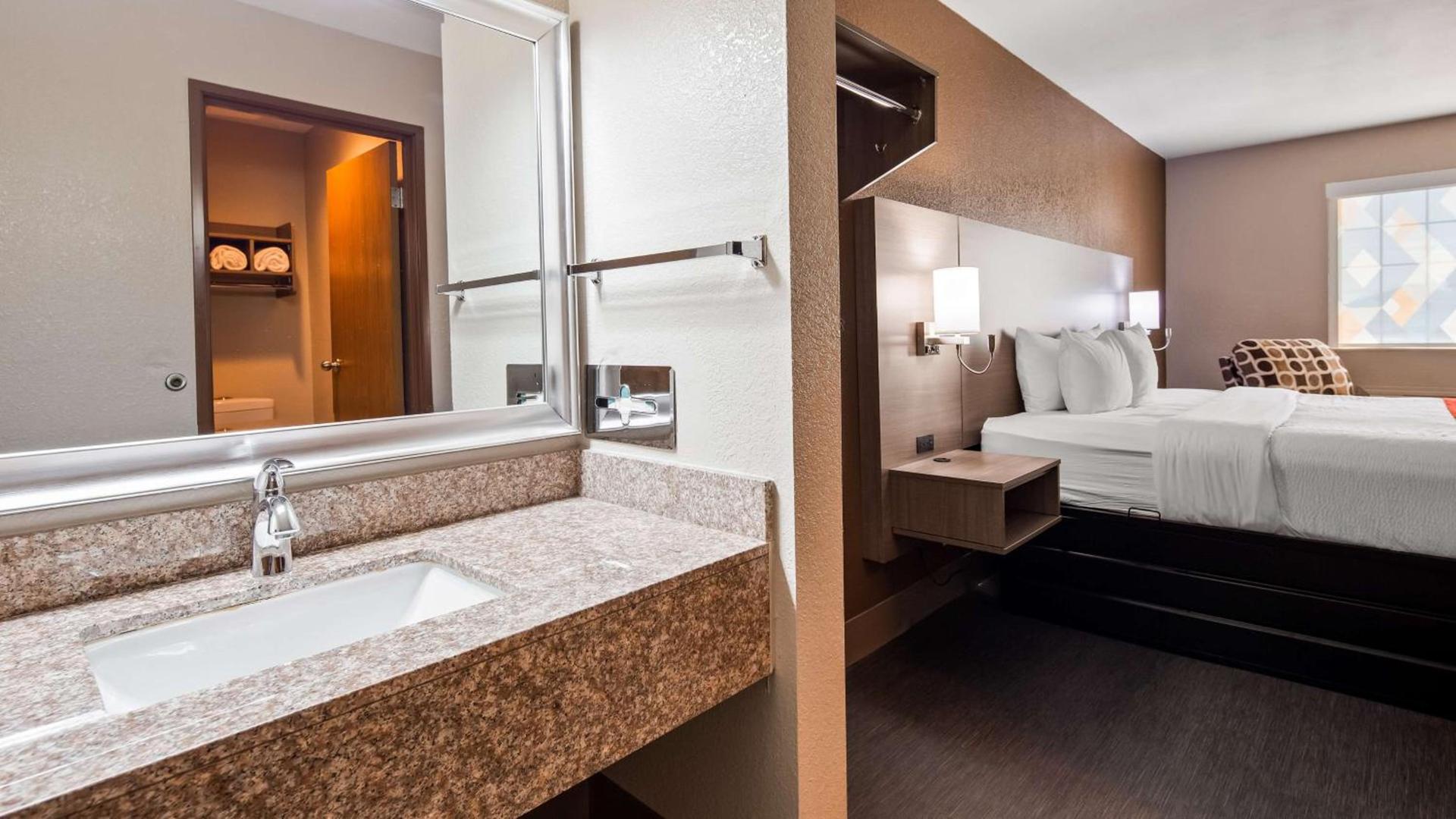 SureStay Plus Hotel by Best Western Kearney photo 19