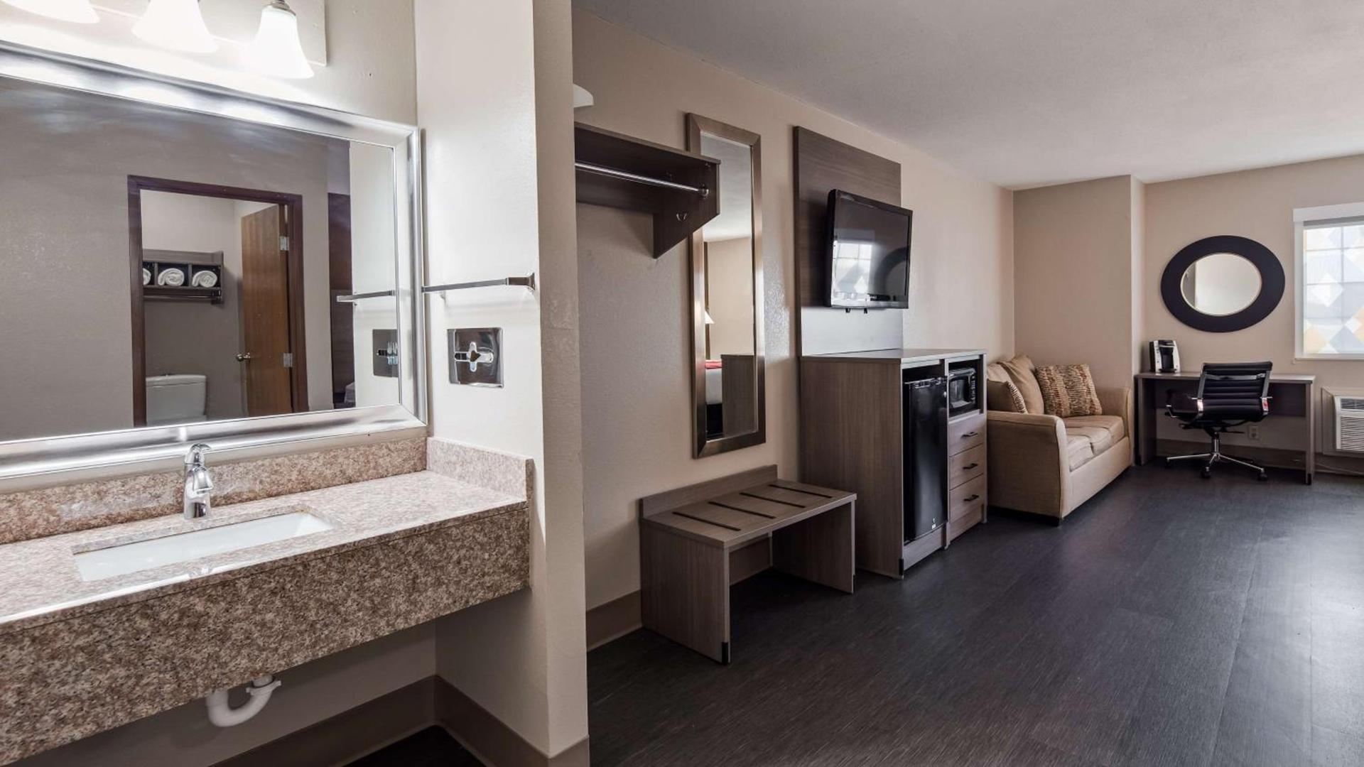 SureStay Plus Hotel by Best Western Kearney photo 22