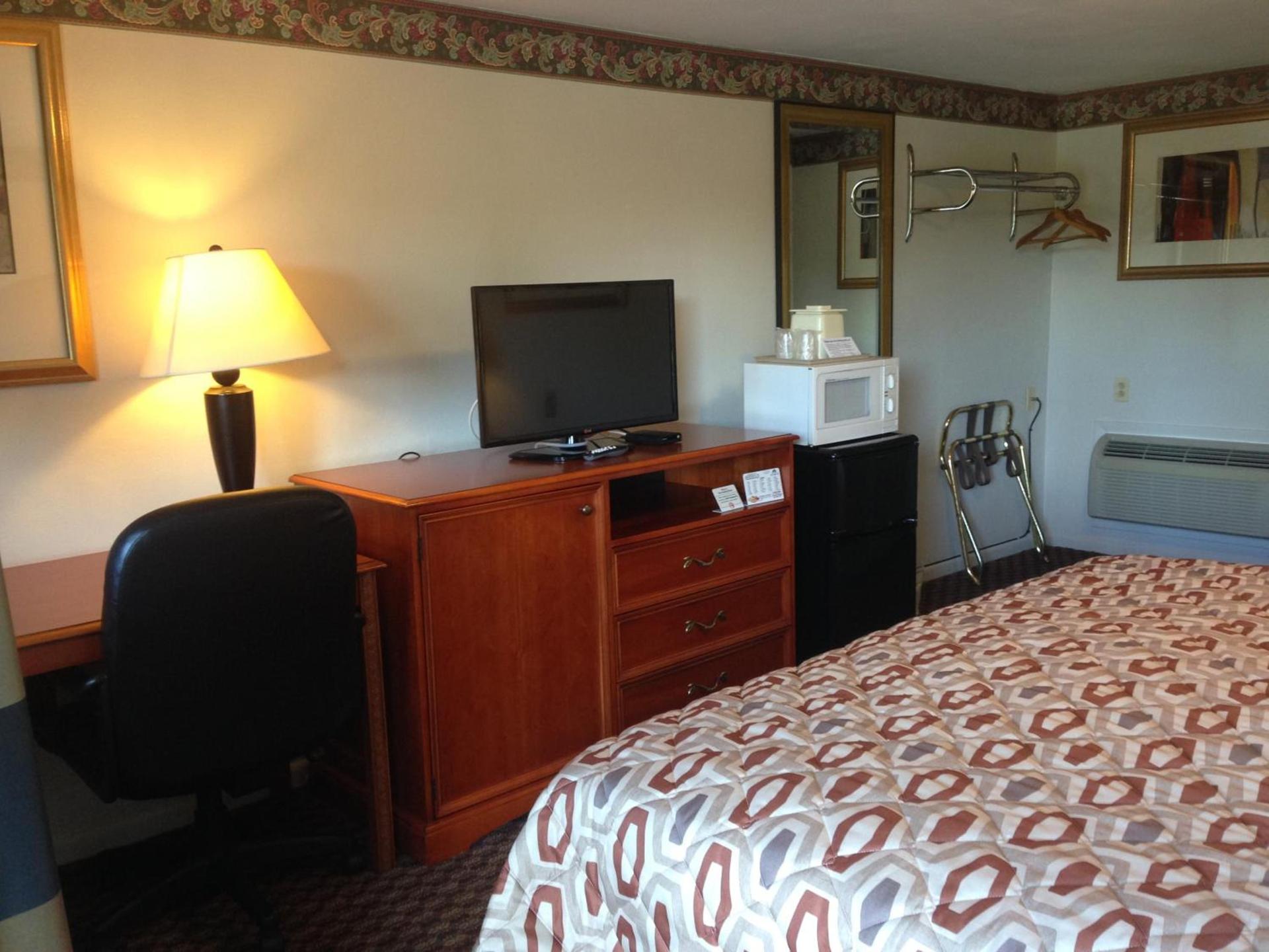 Americas Best Value Inn - Palmyra/Hershey photo 29