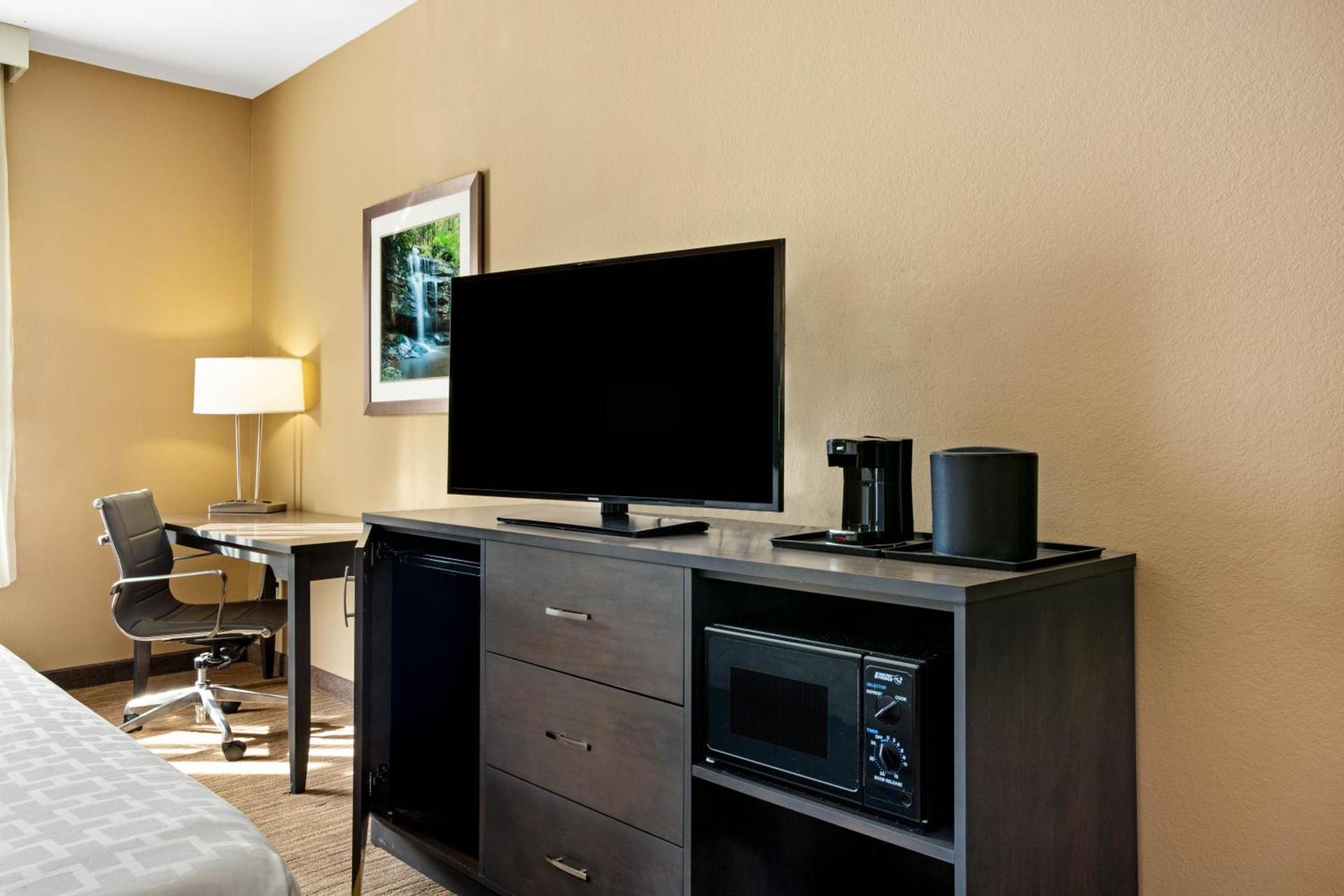 La Quinta by Wyndham Boone photo 51
