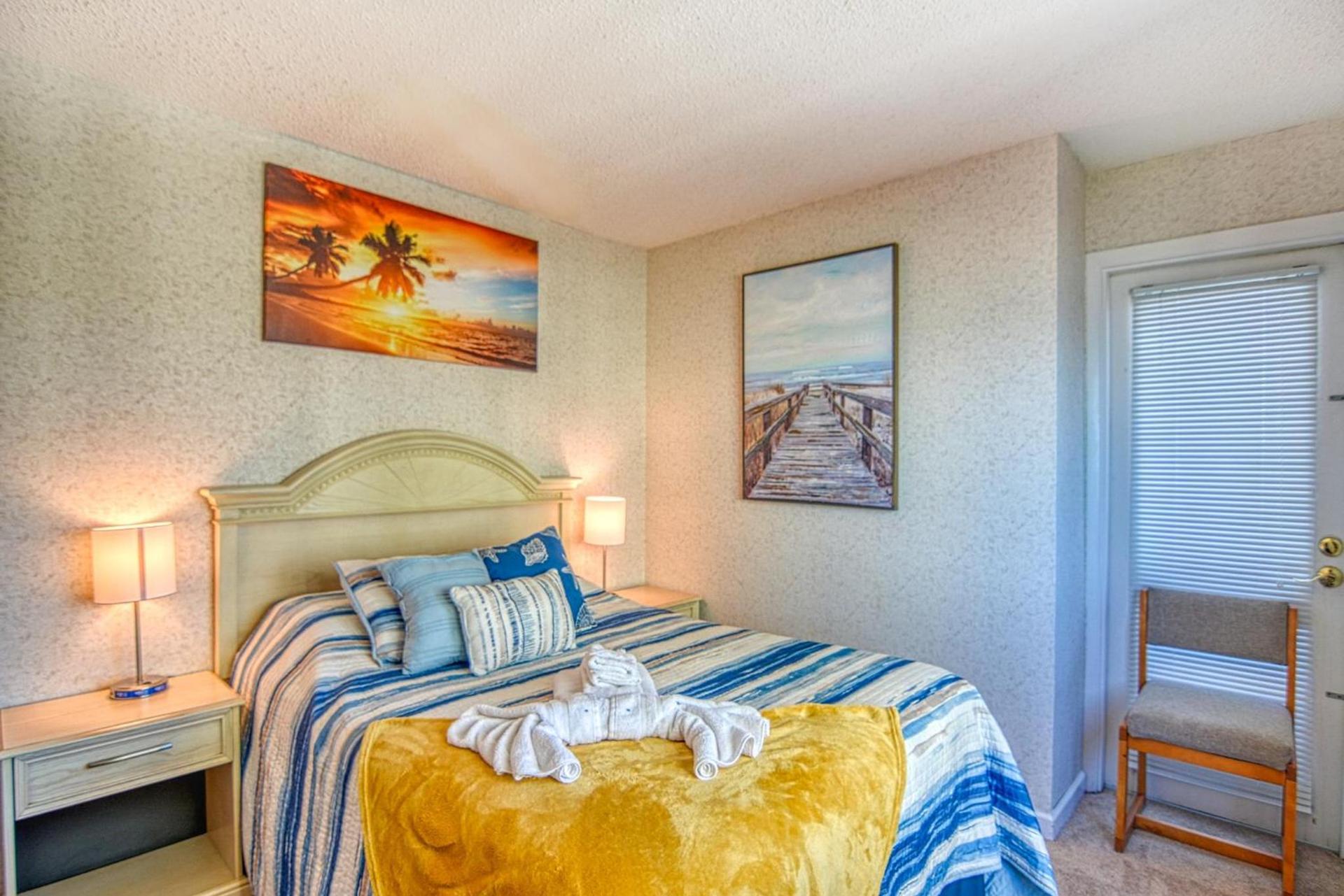 Ocean Front, Private Balconies photo 25