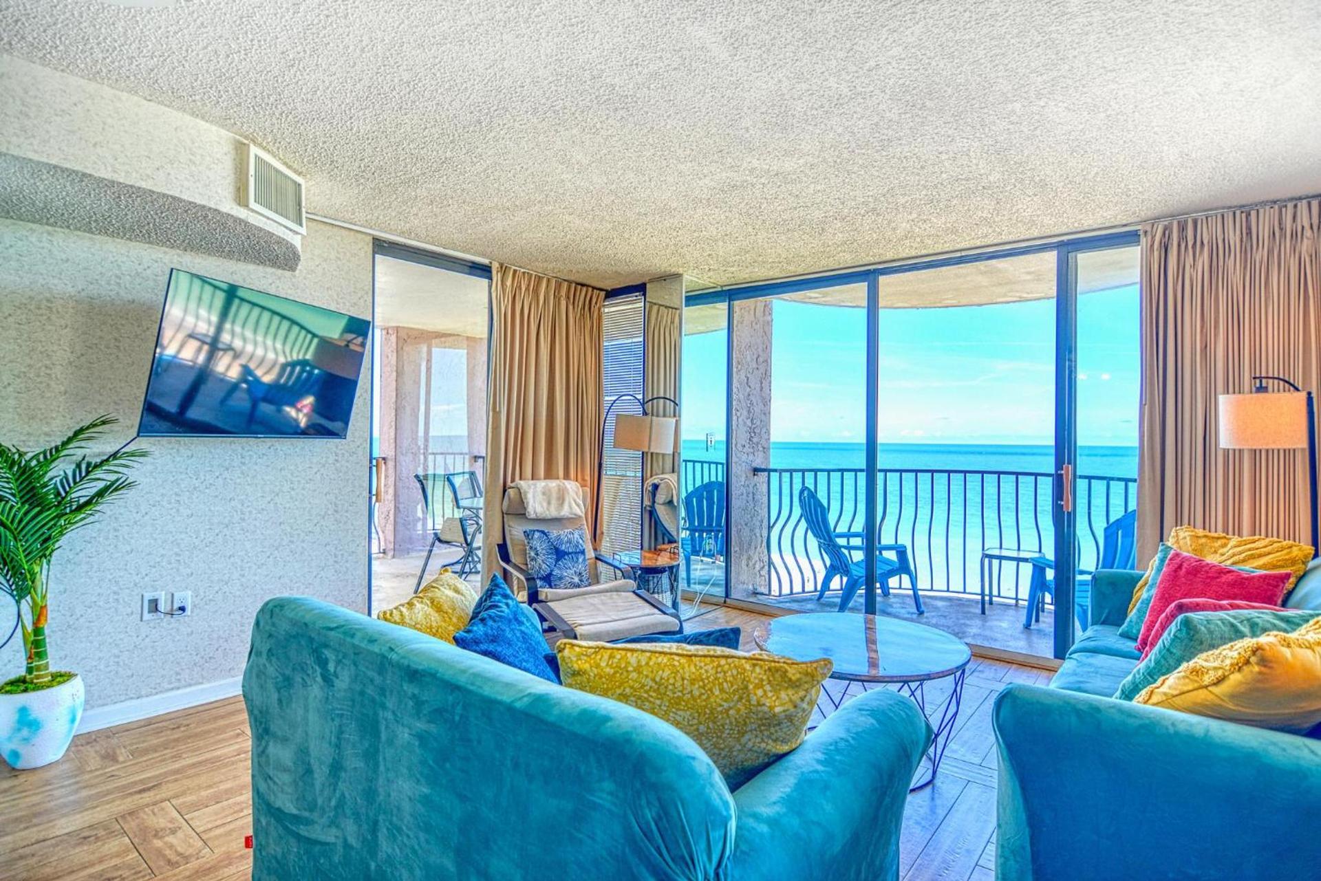 Ocean Front, Private Balconies photo 15