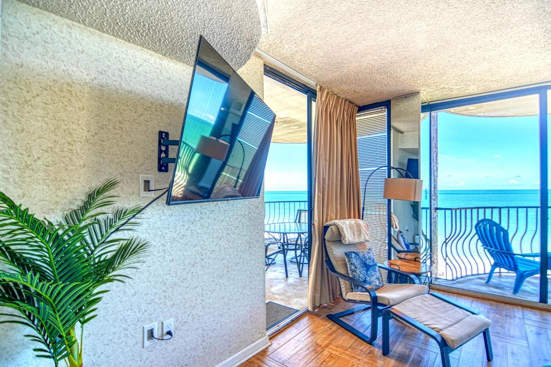 Ocean Front, Private Balconies photo 16