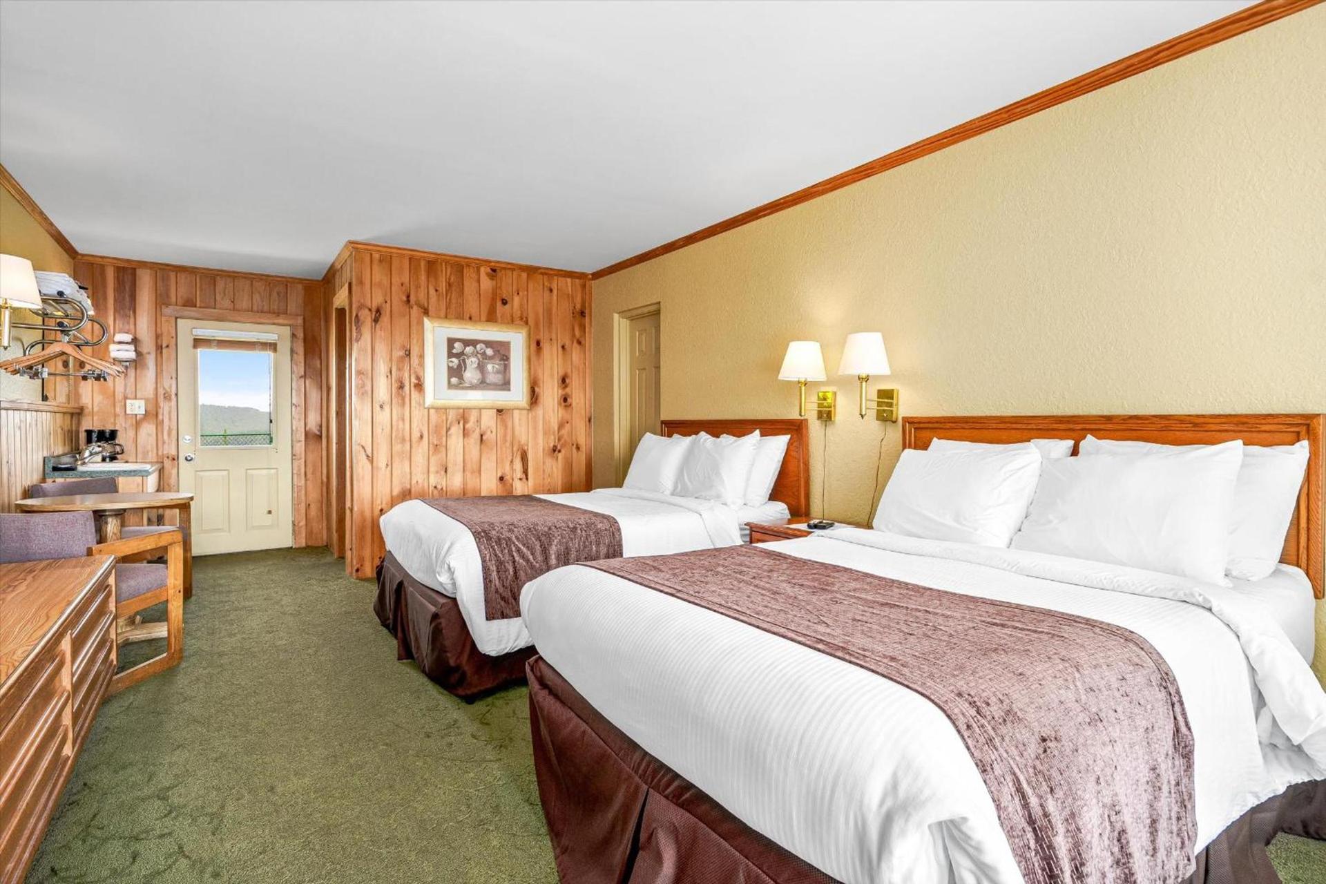 Green River Lodge photo 19
