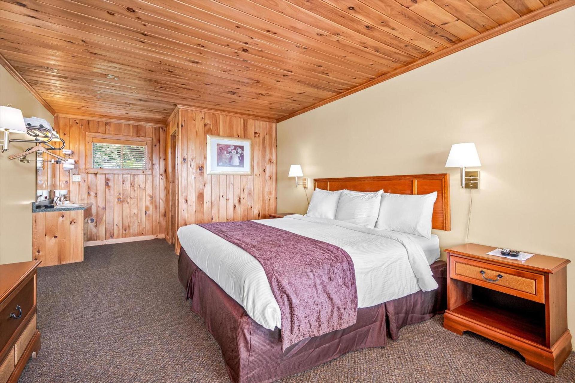 Green River Lodge photo 16