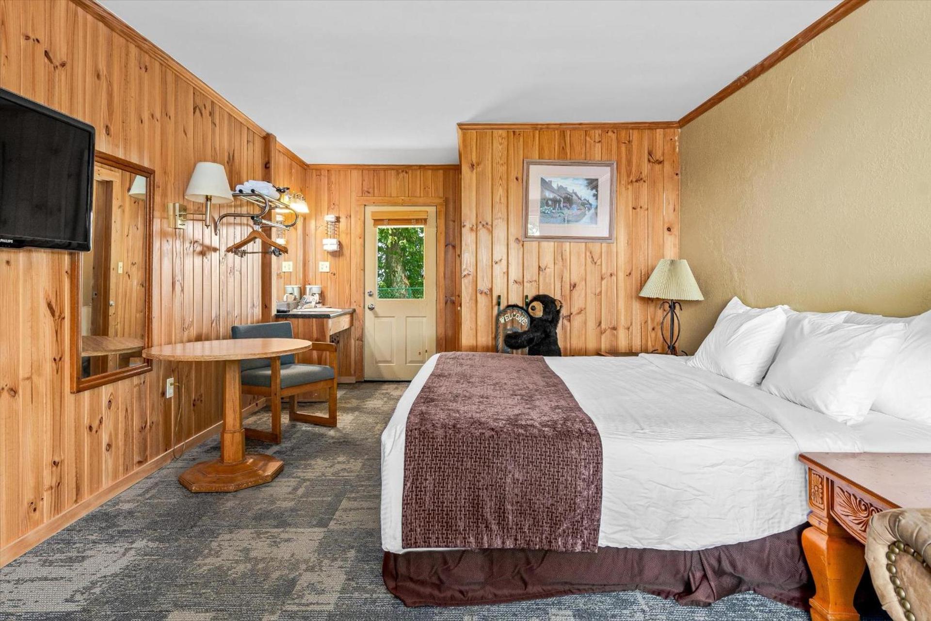 Green River Lodge photo 3