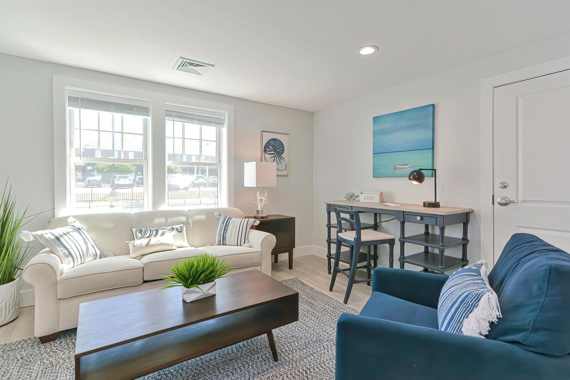 Harbourtown Suites on Plymouth Harbor photo 8