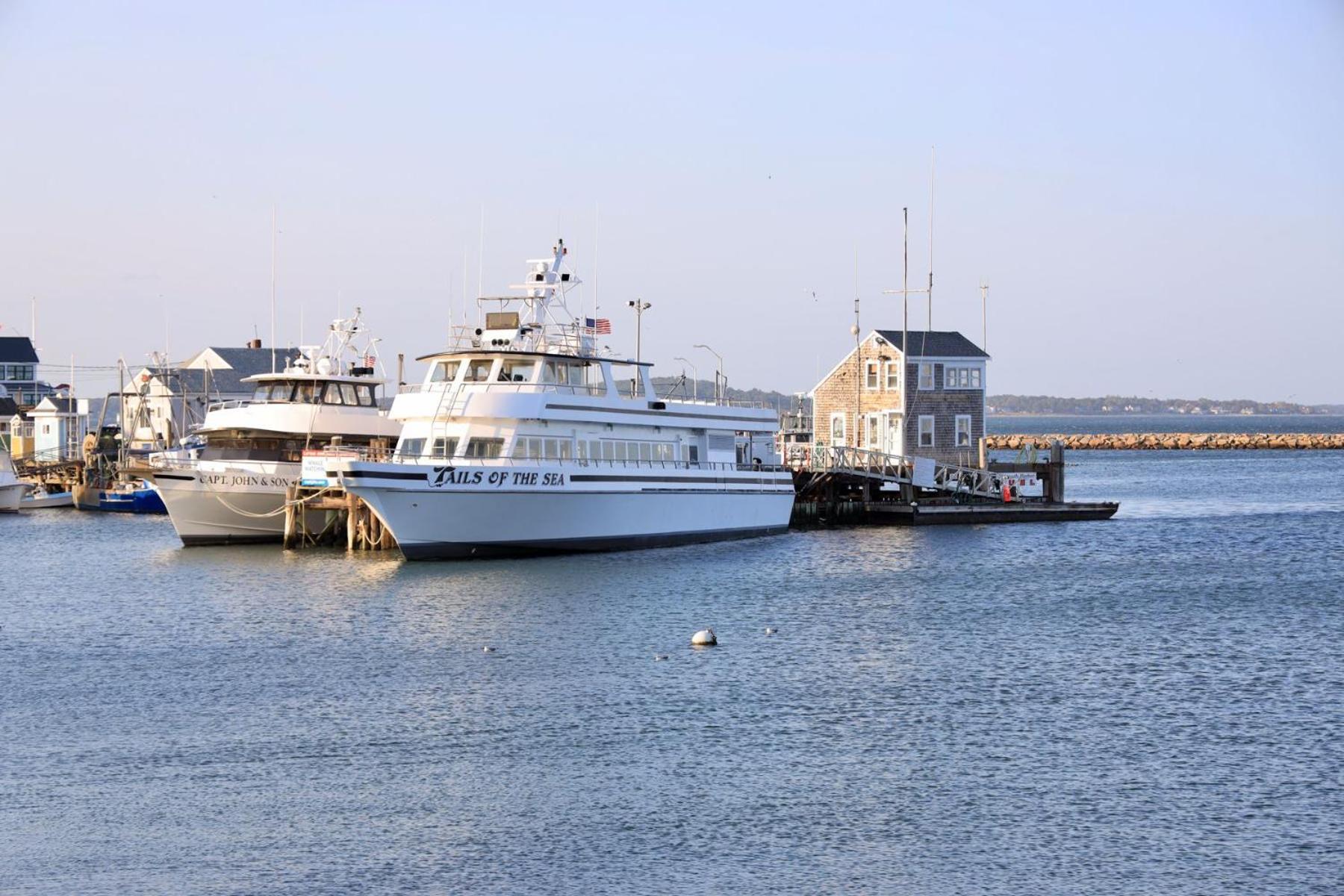 Harbourtown Suites on Plymouth Harbor photo 20