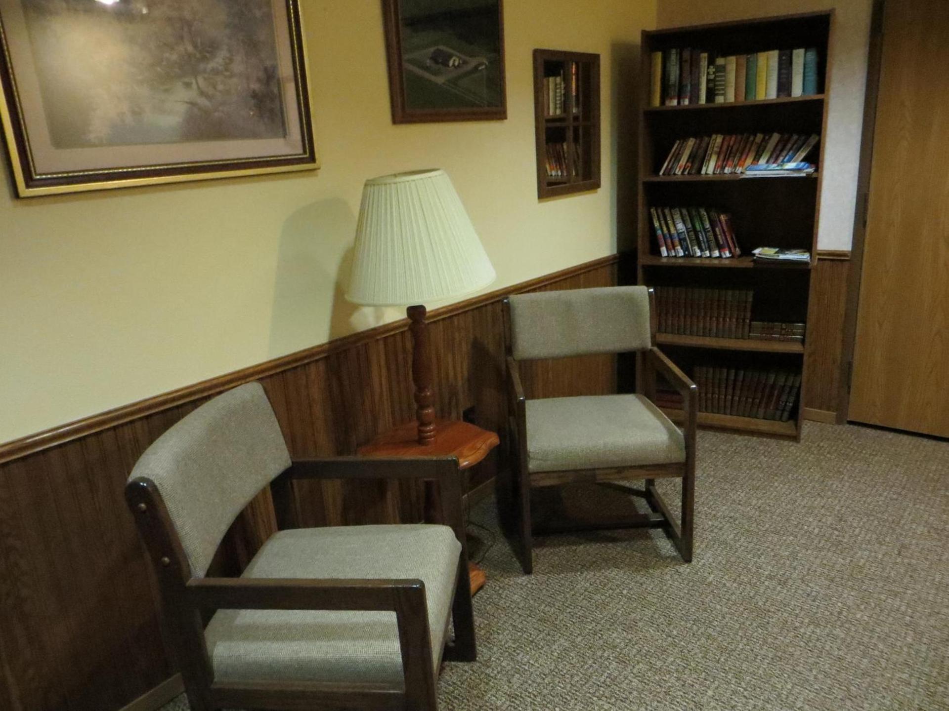 AmeriVu Inn photo 32