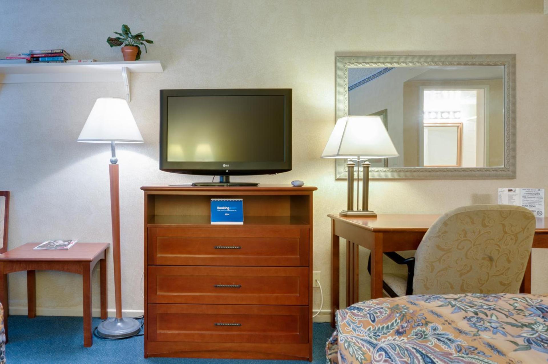 Saga Motor Hotel Pasadena photo 18