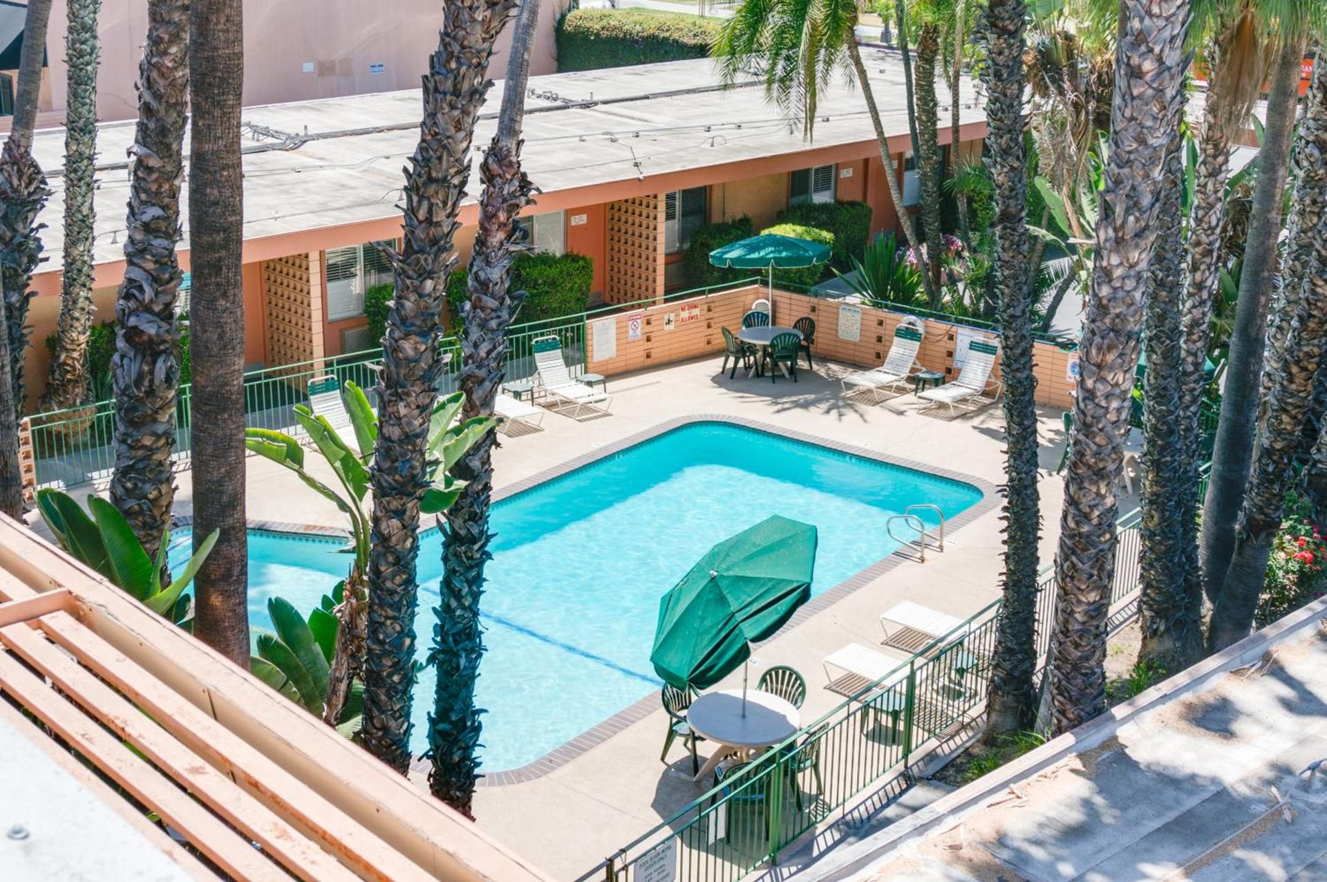 Saga Motor Hotel Pasadena photo 15