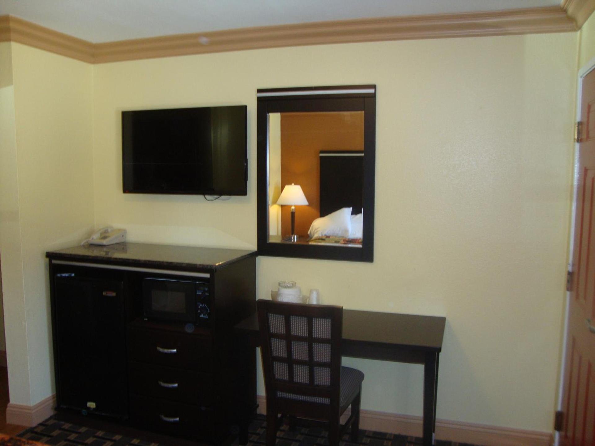 Glendora Motel photo 24