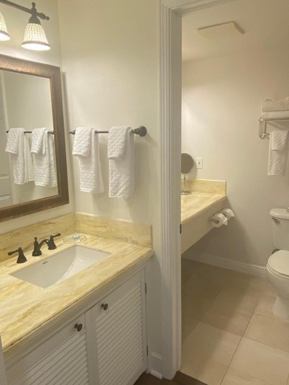 Elm House Inn photo 36