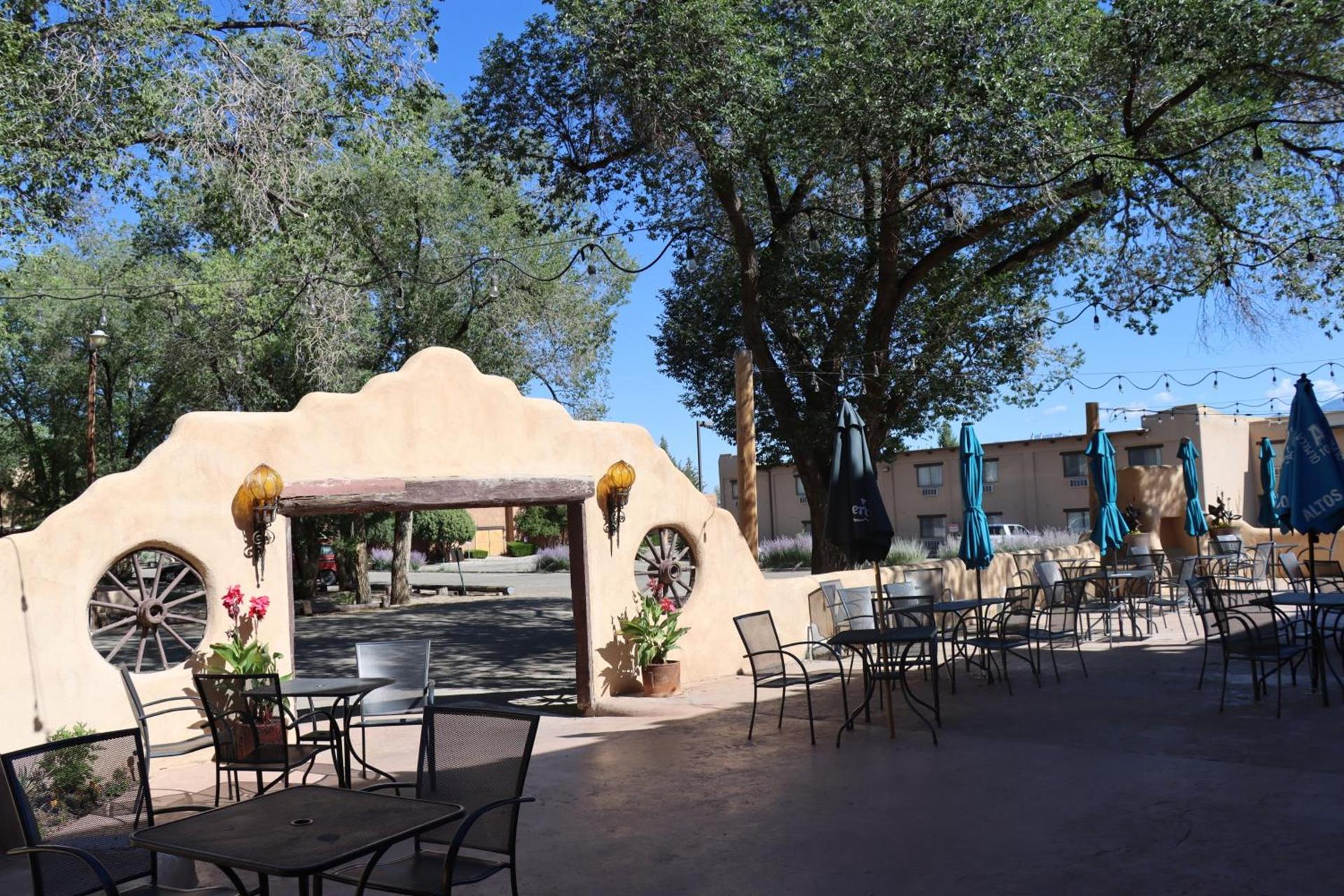 Sagebrush Inn & Suites photo 75