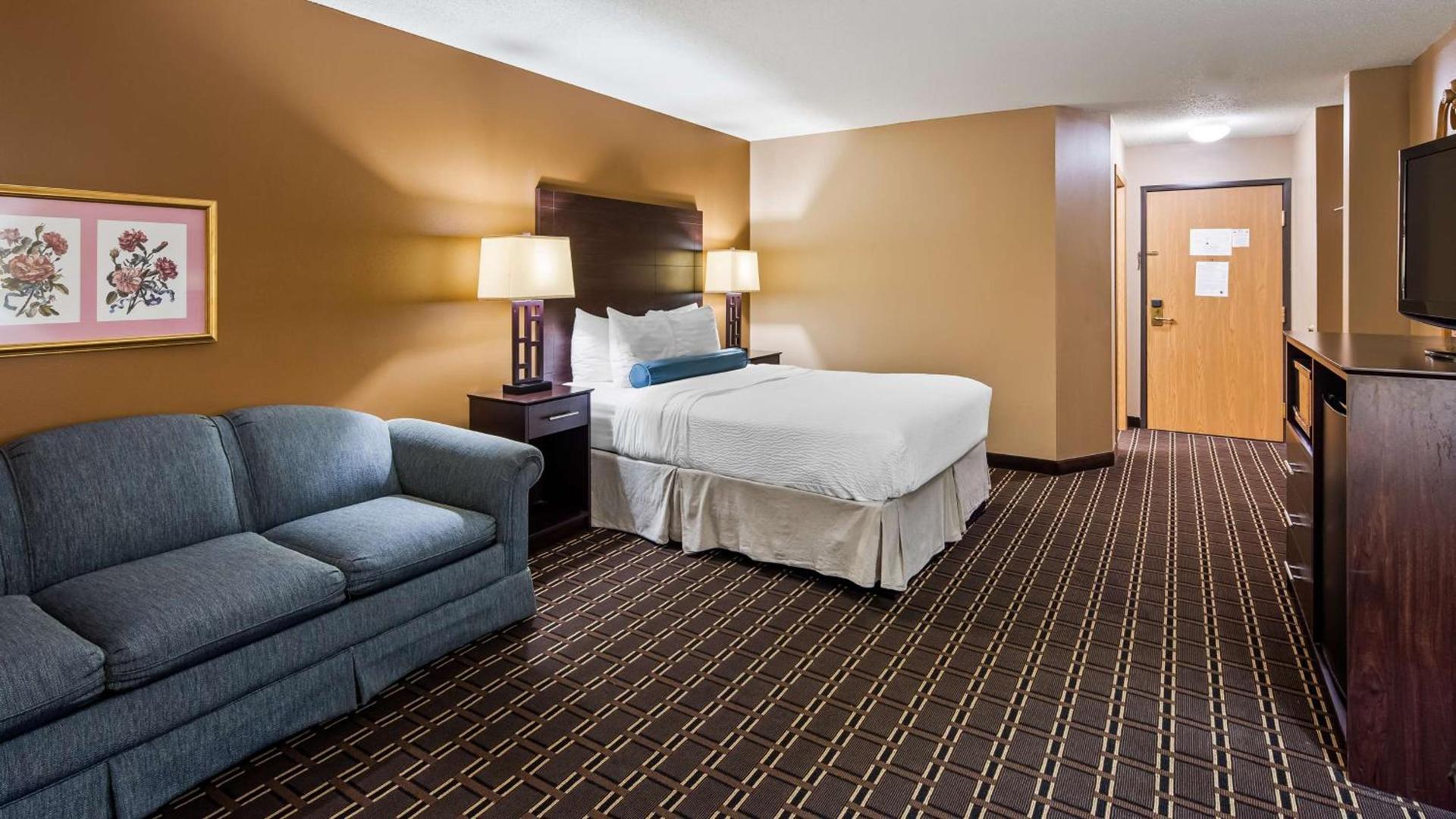 Best Western Dodgeville Inn & Suites photo 3