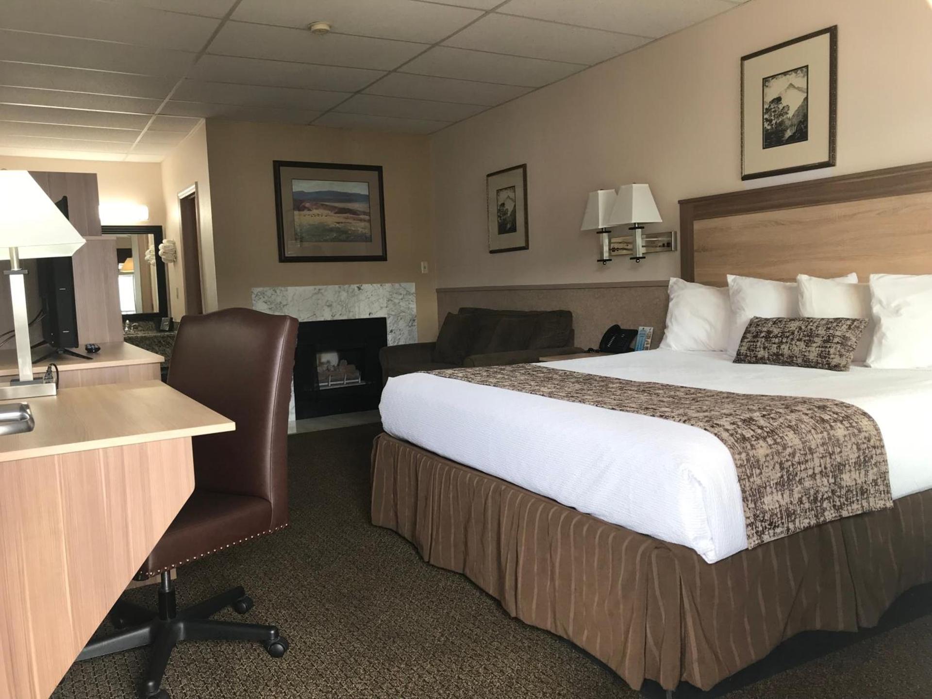 Silver Spruce Inn photo 12
