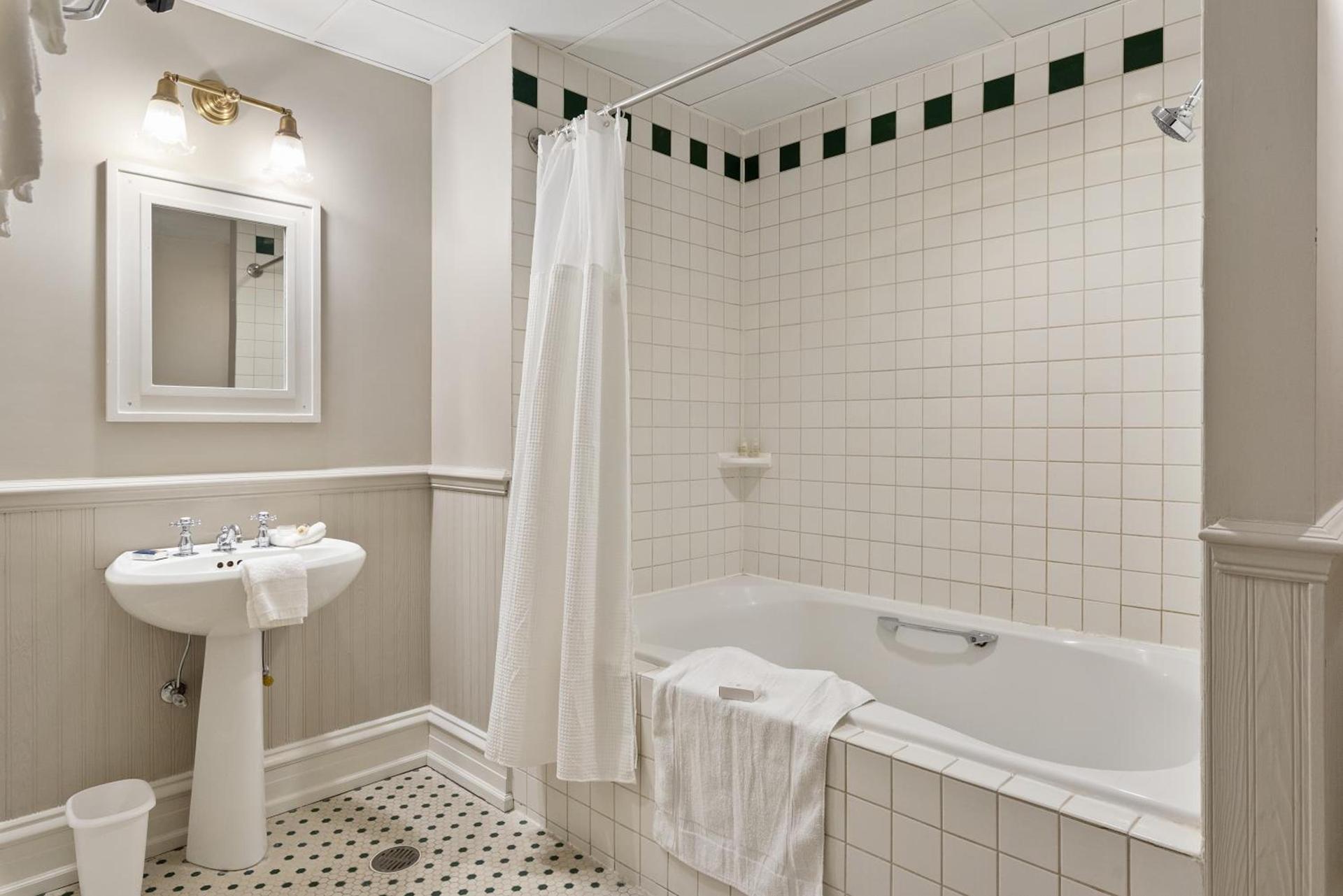 The Audubon Inn LLC photo 22