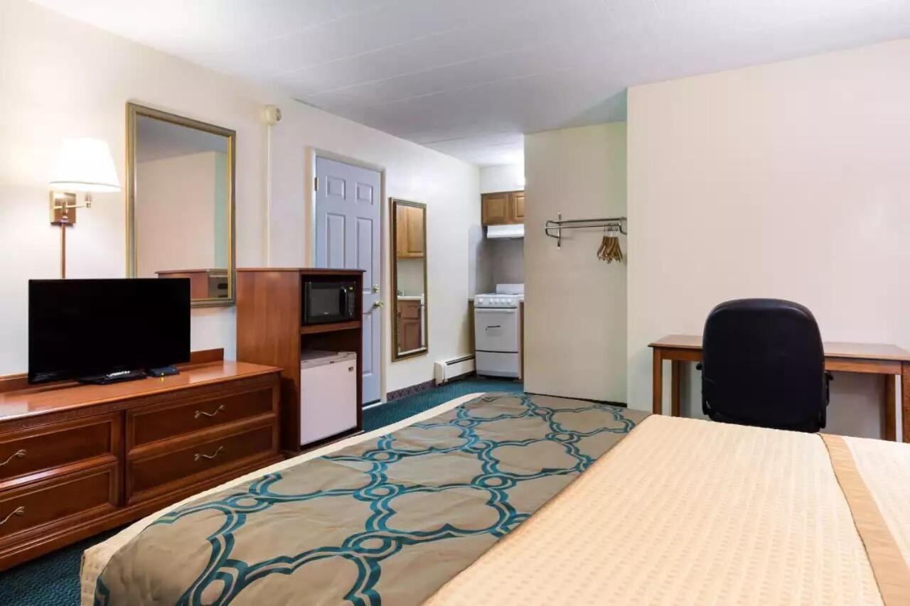 Royal Inn Clearfield photo 5