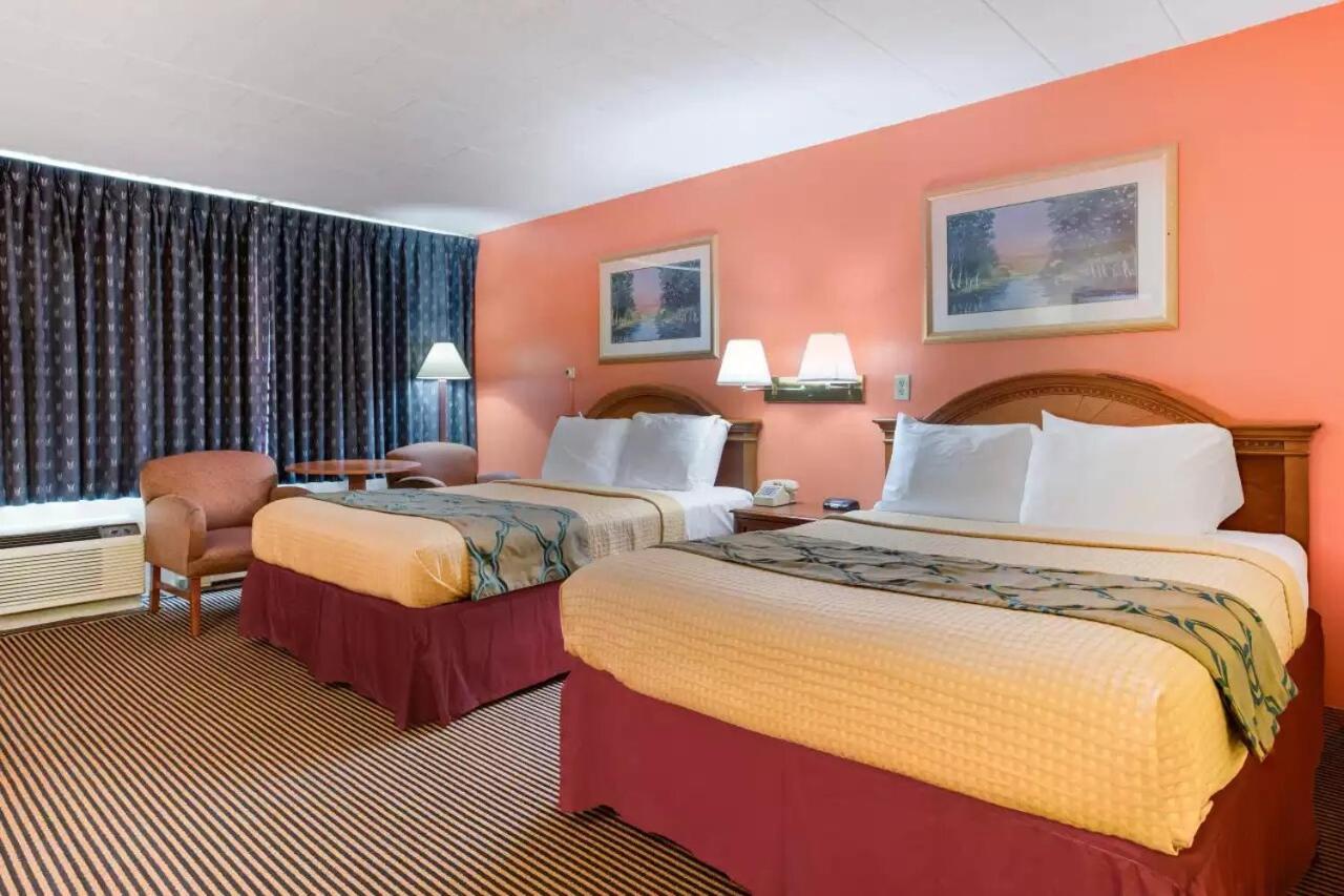 Royal Inn Clearfield photo 6