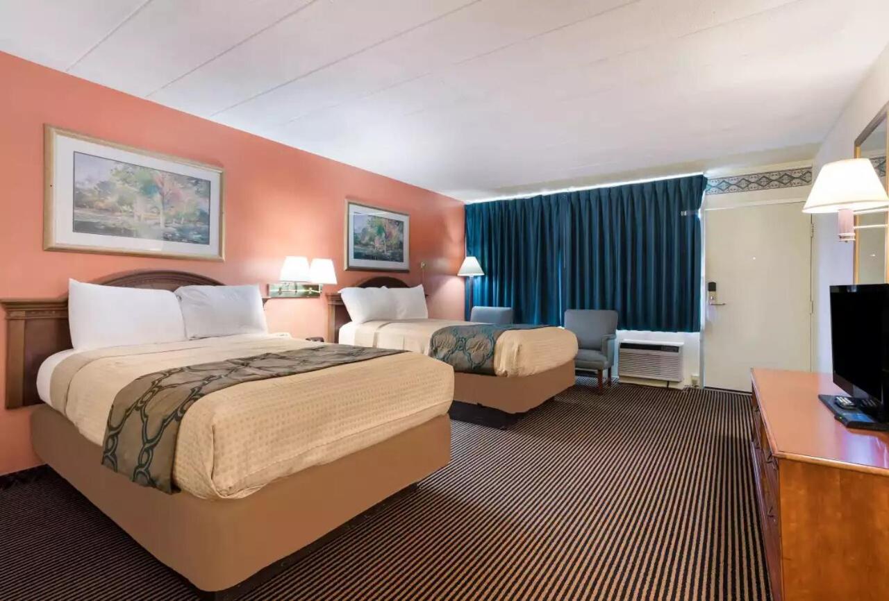 Royal Inn Clearfield photo 4
