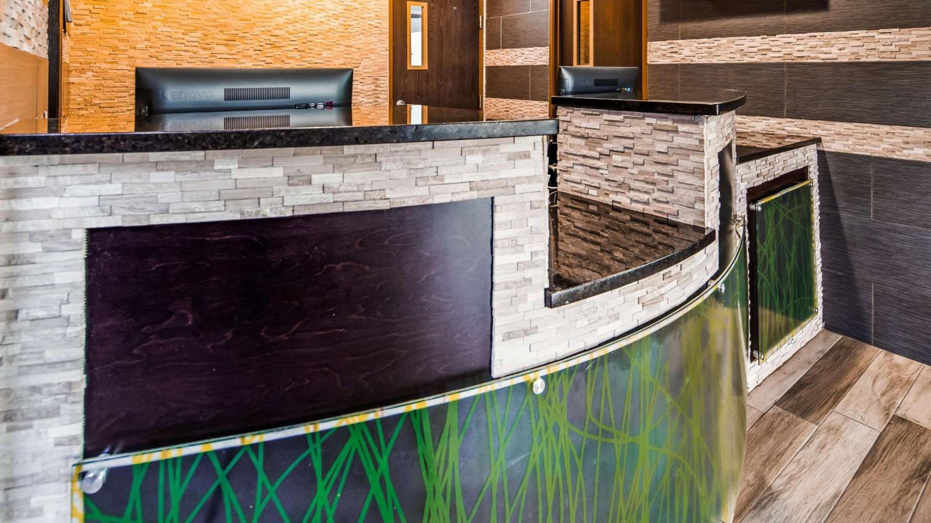 SureStay Plus Hotel by Best Western Kearney photo 4