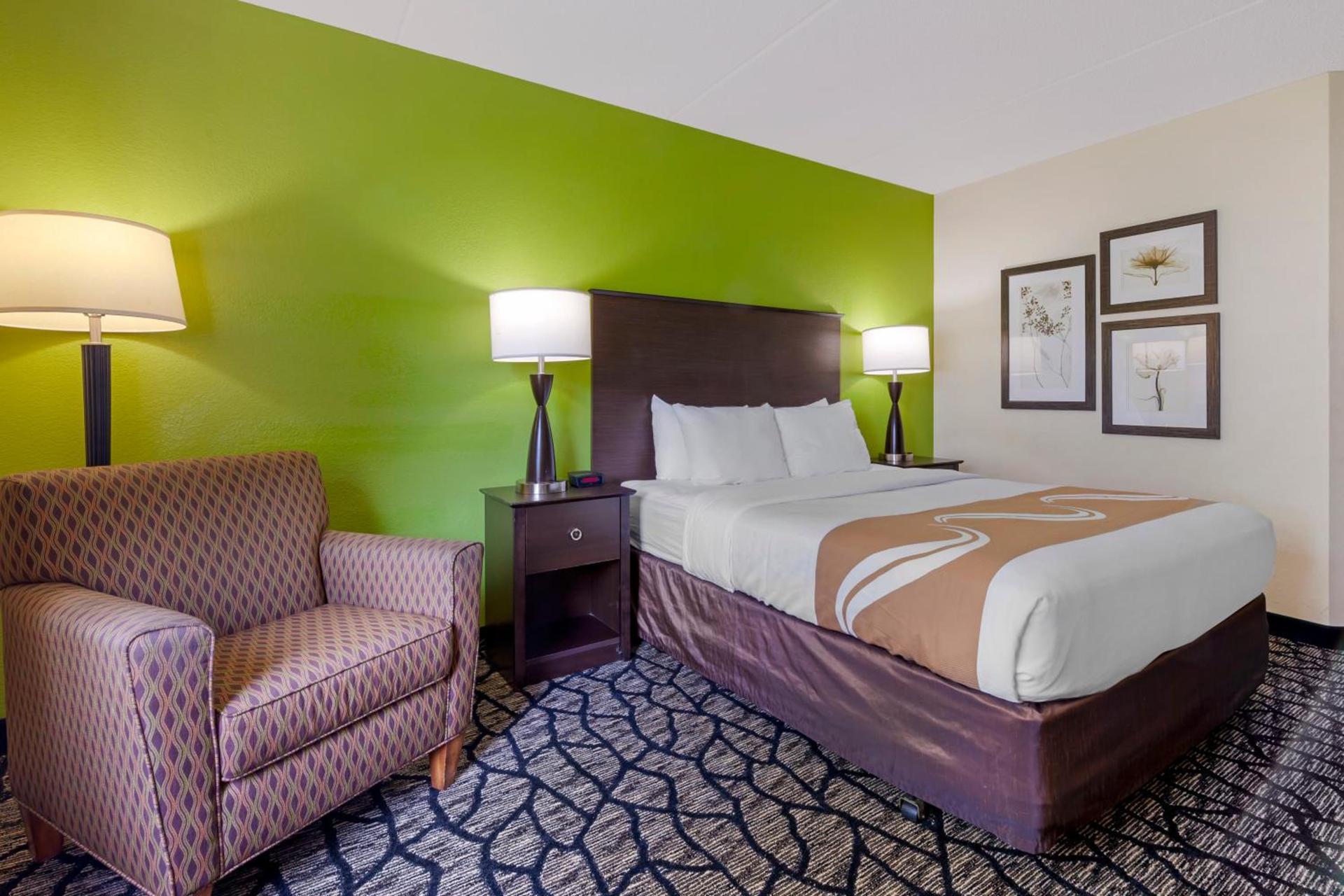 Quality Inn Oshkosh Aviation Park photo 55