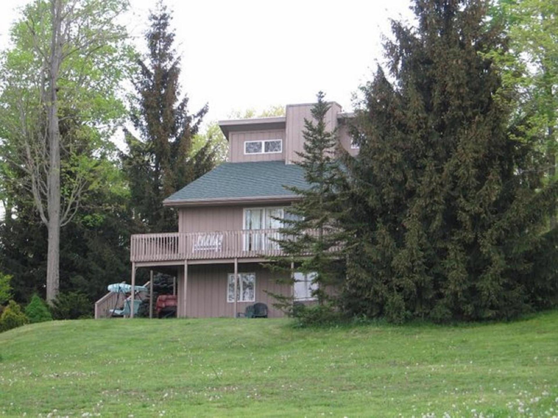 Spruce Hill Inn & Cottages photo 14