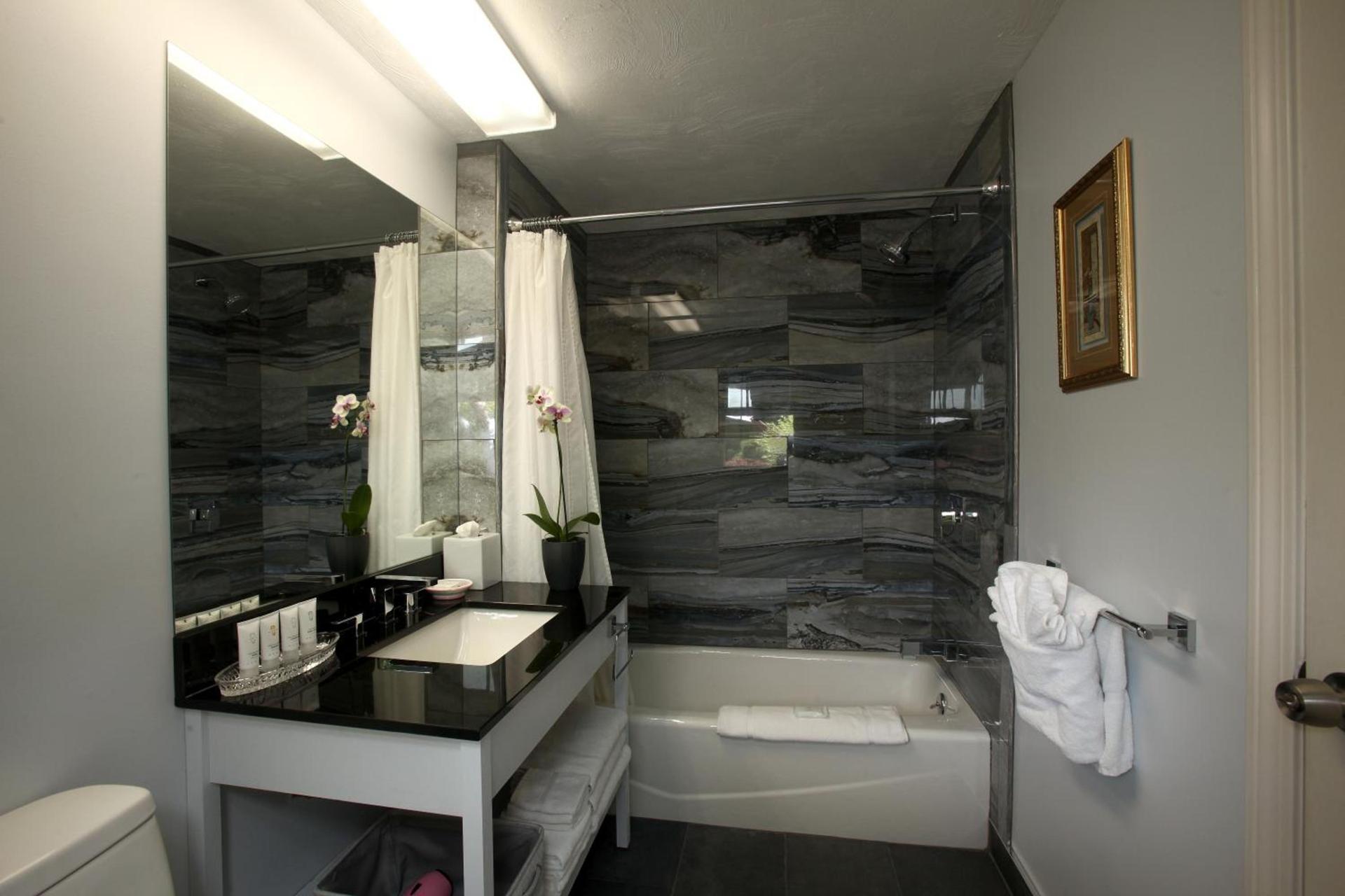 Pleasant Bay Village Resort photo 72