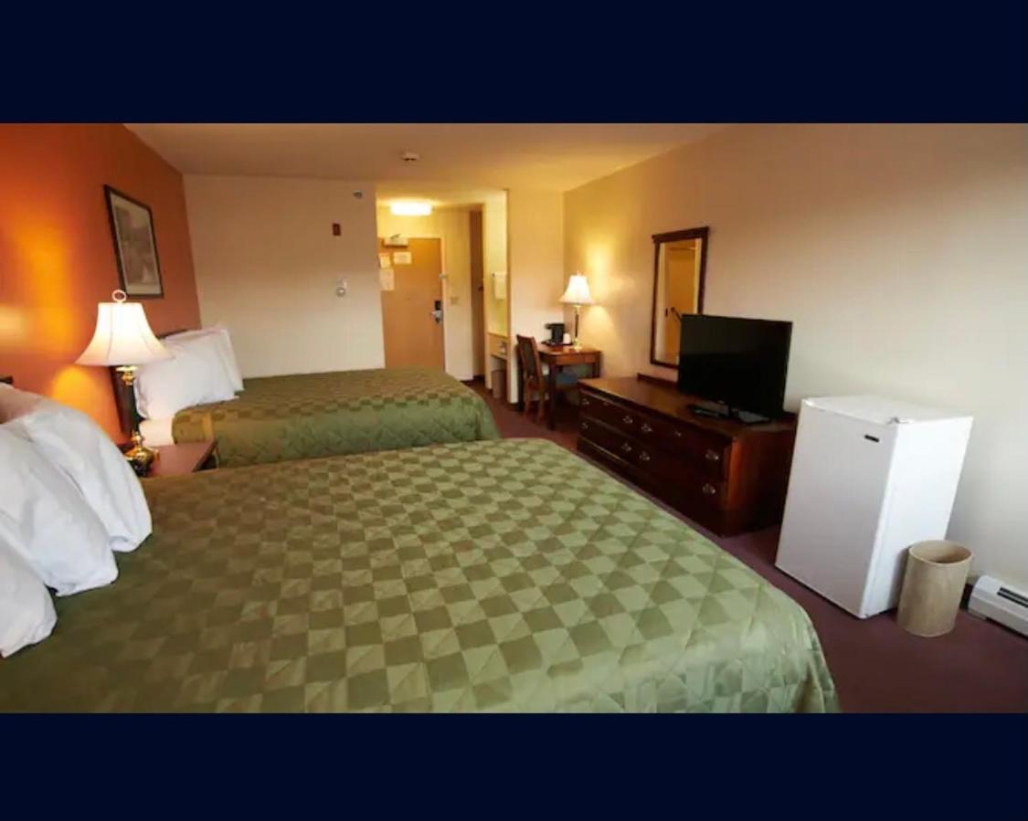 Coos Motor Inn photo 21
