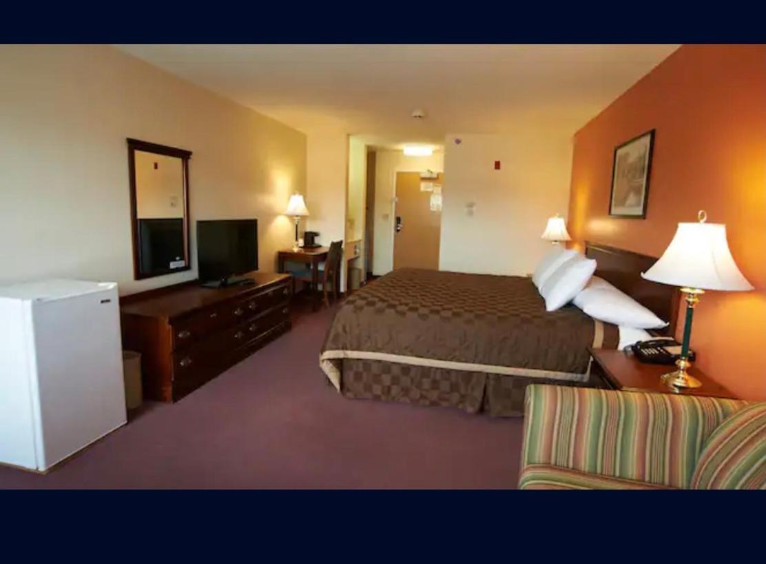 Coos Motor Inn photo 18