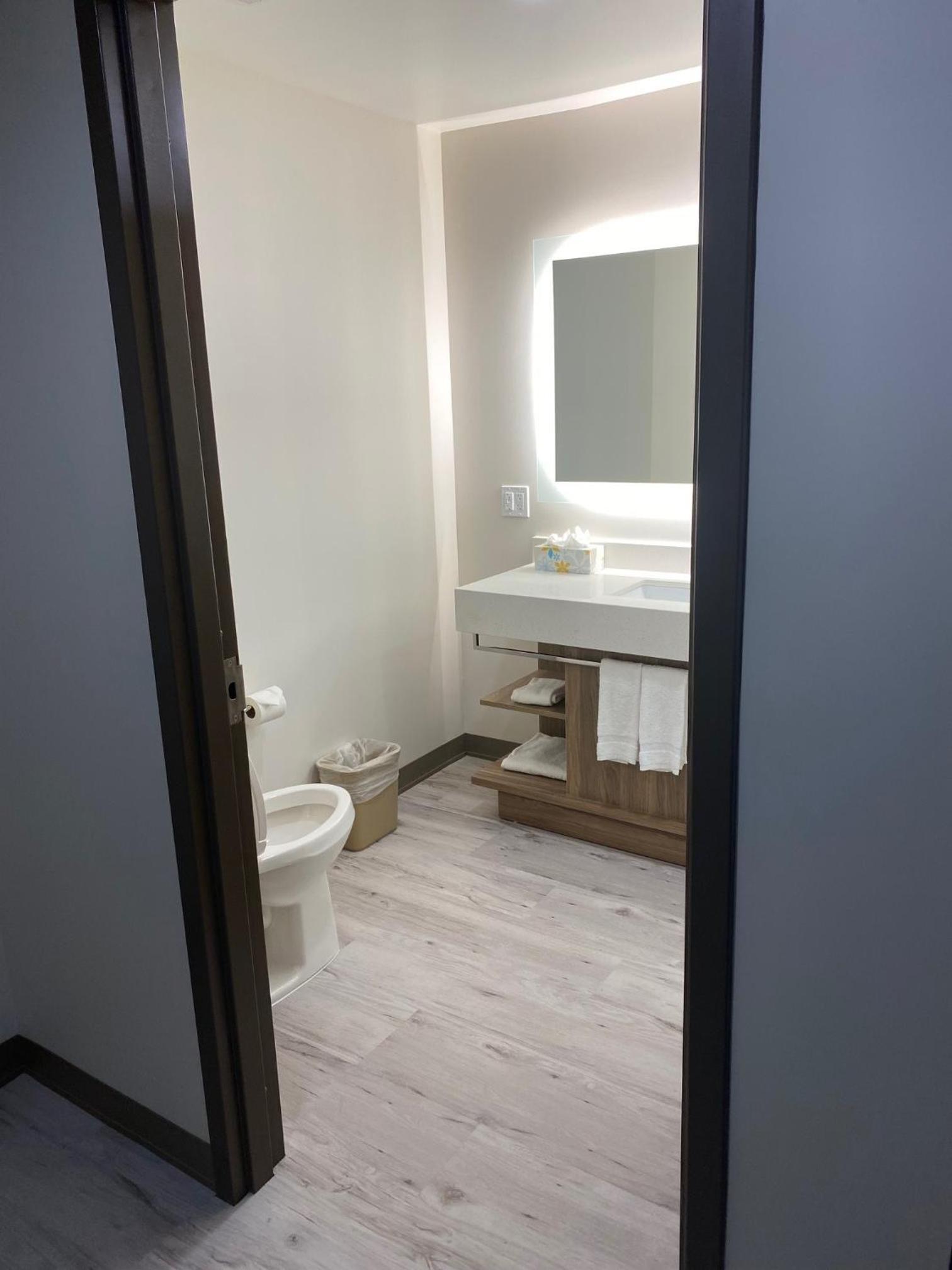 Wyndham Garden Orlando Airport - Free Airport Shuttle photo 42