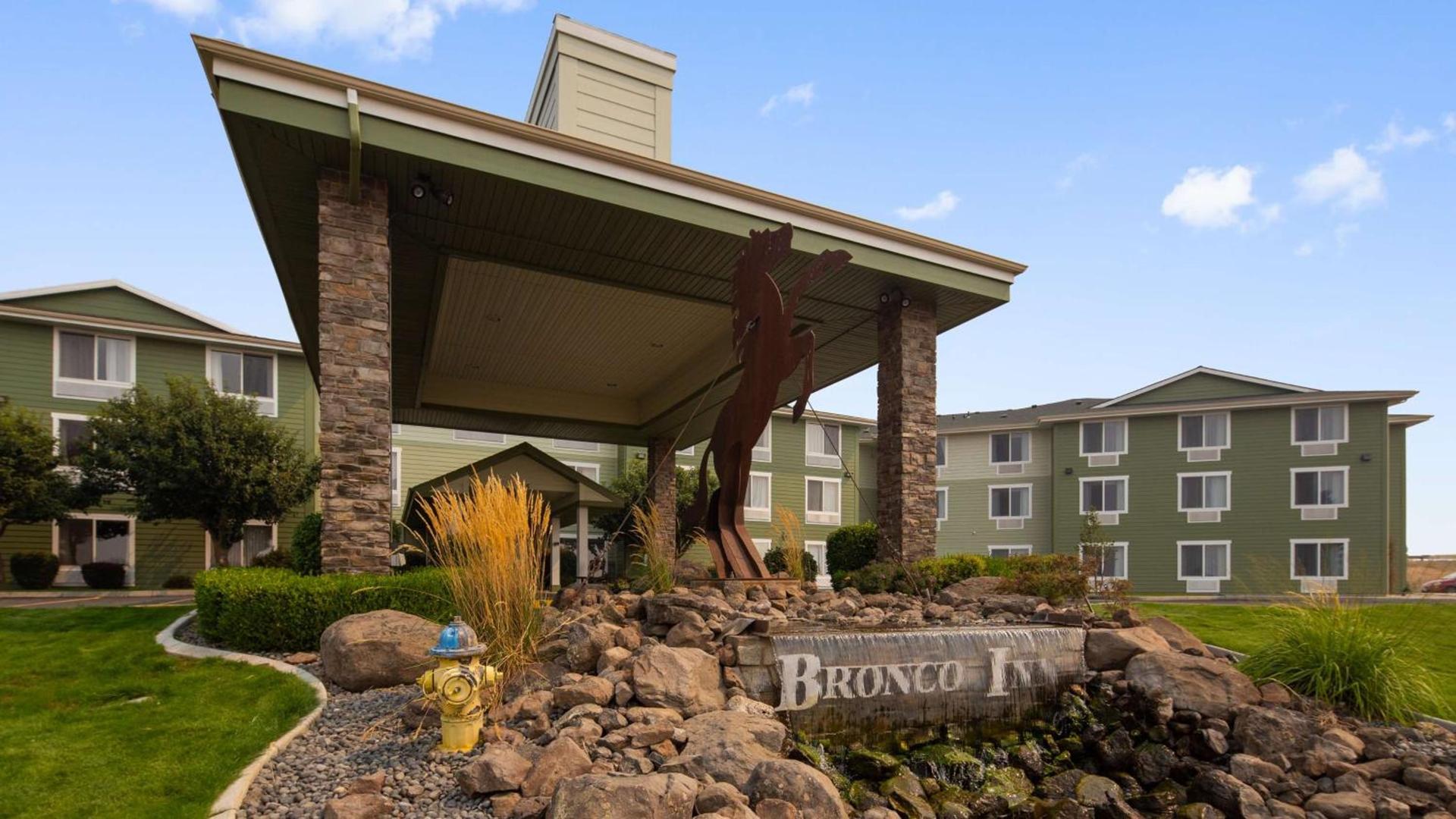 Best Western Bronco Inn photo 35