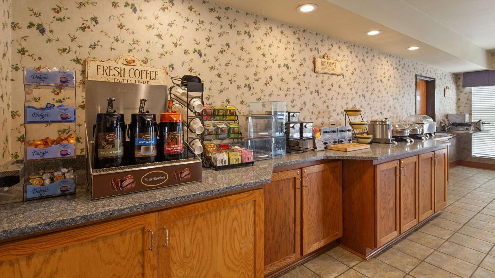 Best Western Bronco Inn photo 3