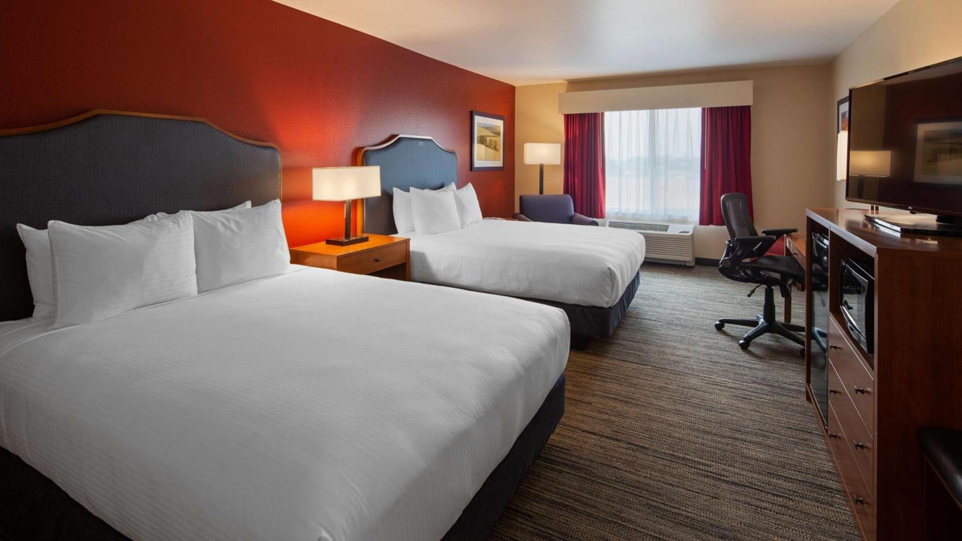 Best Western Bronco Inn photo 11