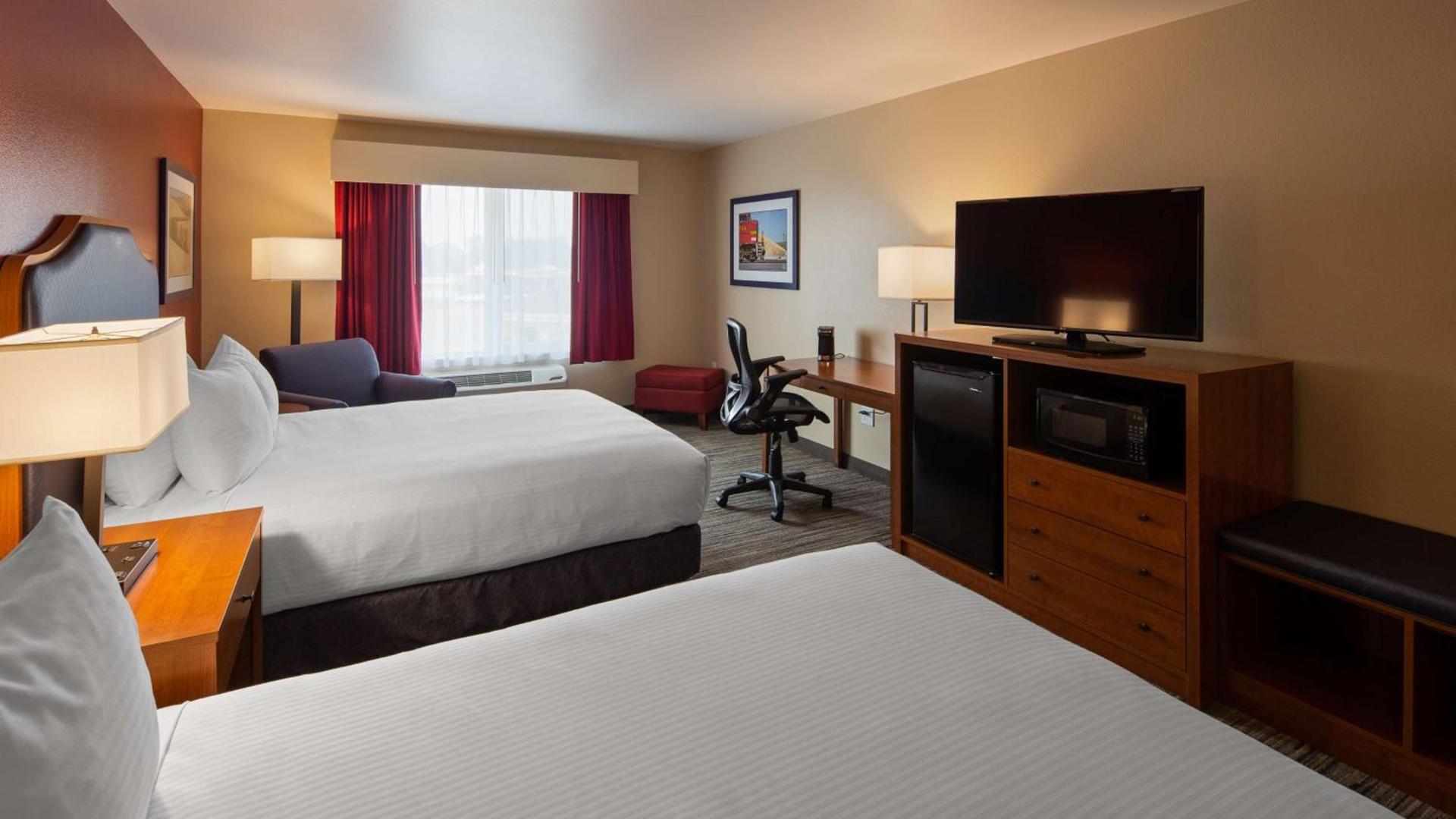 Best Western Bronco Inn photo 12