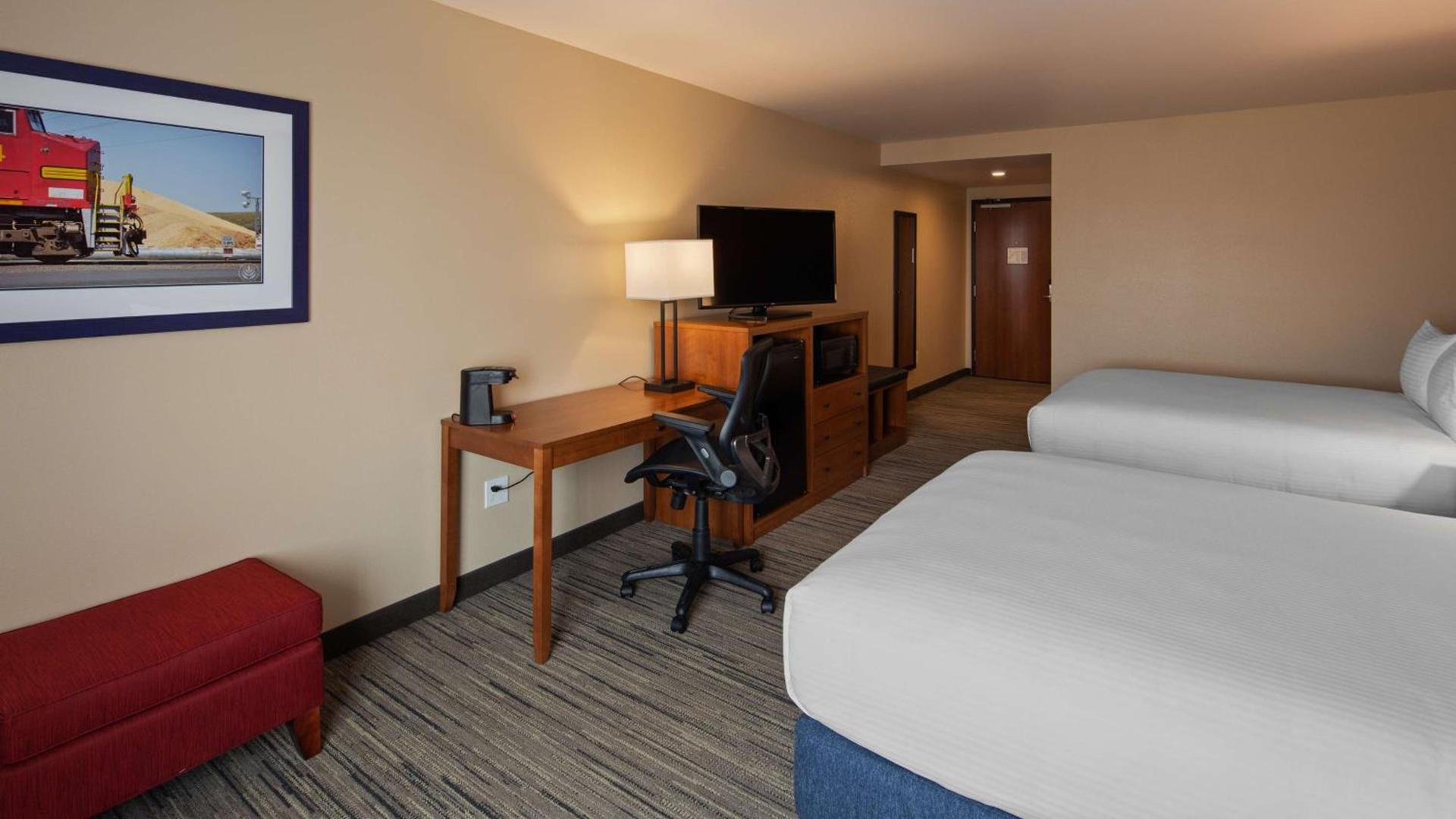 Best Western Bronco Inn photo 14