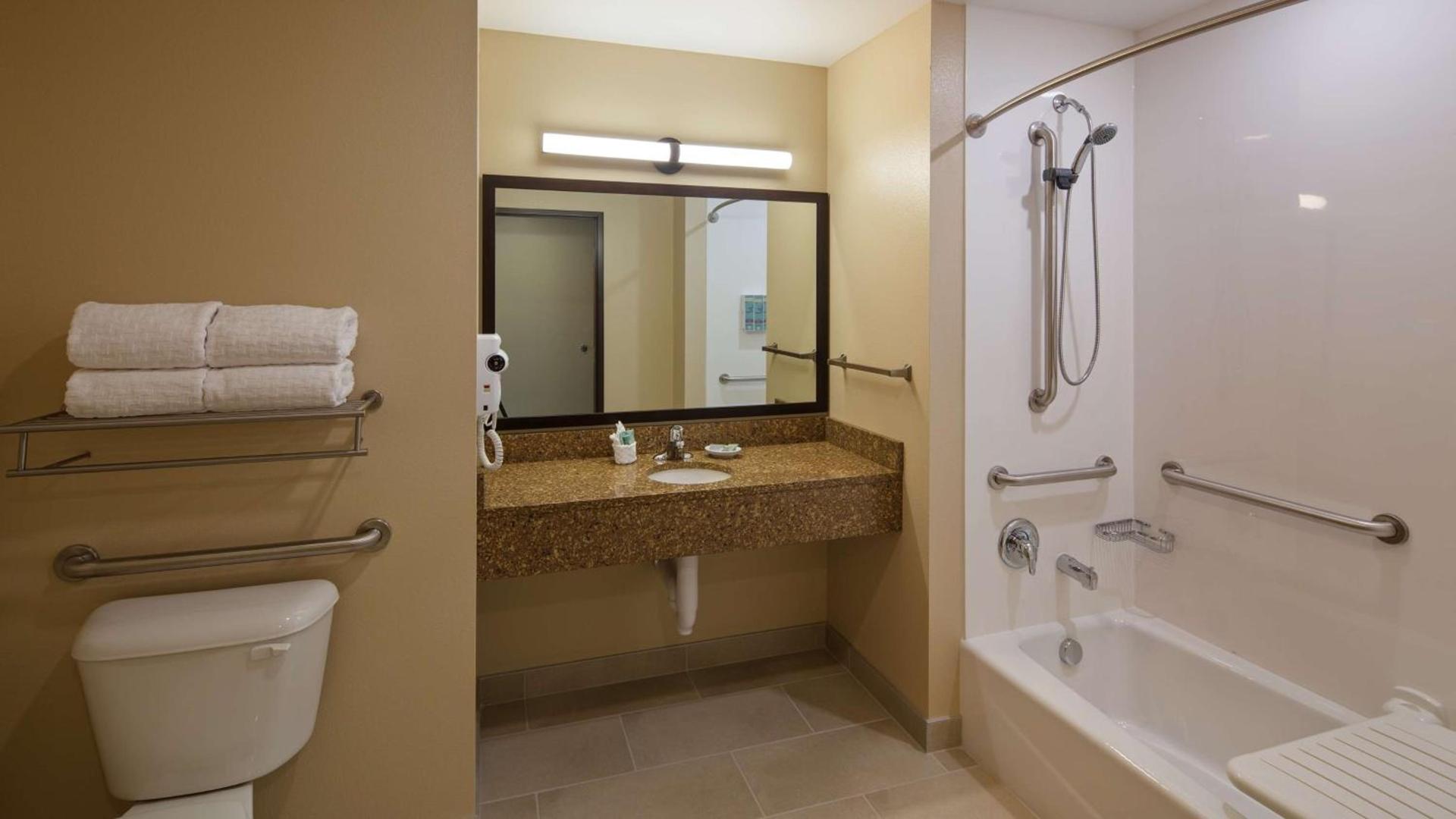 Best Western Bronco Inn photo 18