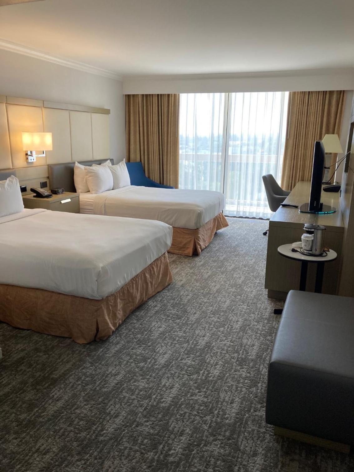 Ontario Airport Hotel & Conference Center photo 30