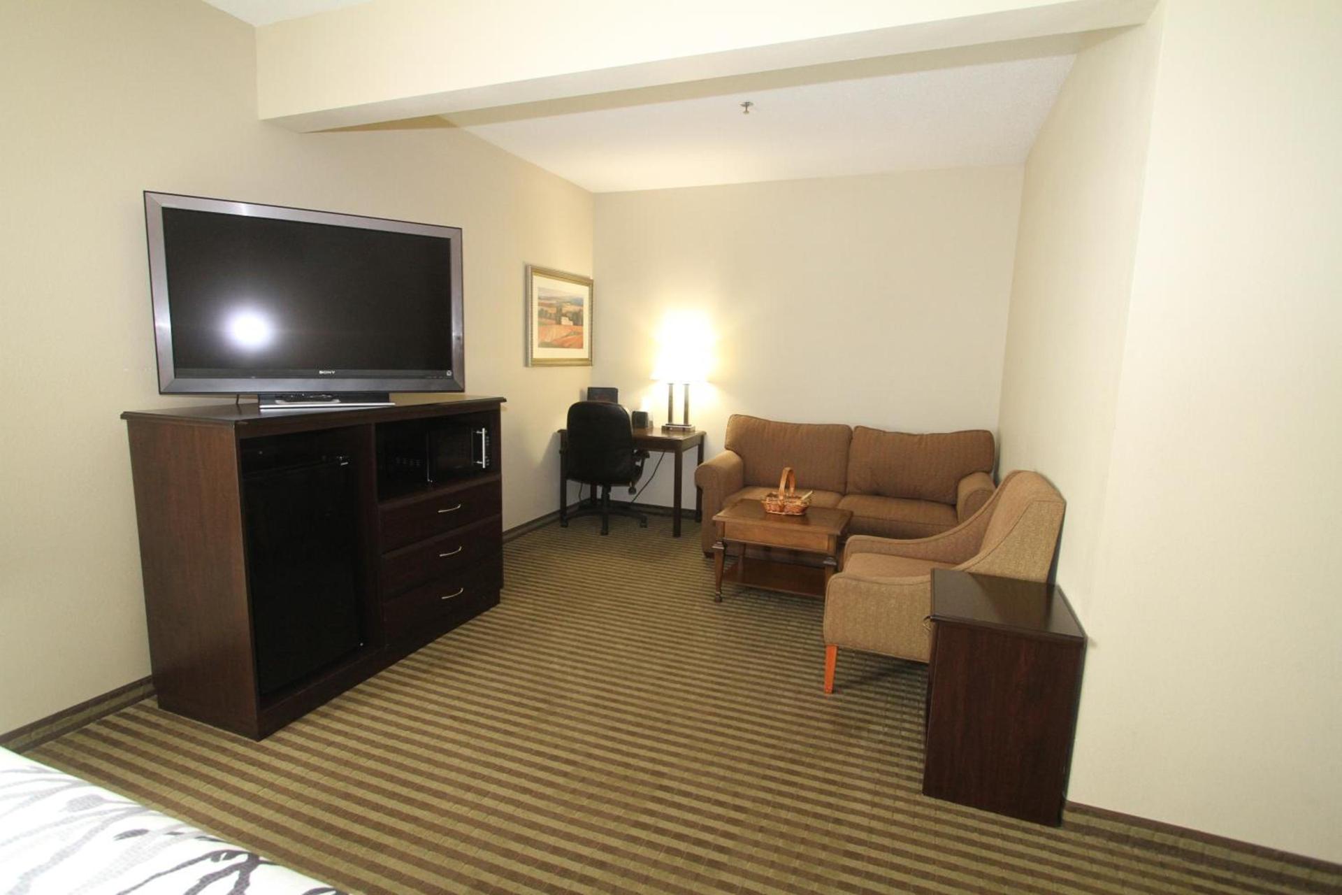Bowman Inn and Suites photo 29