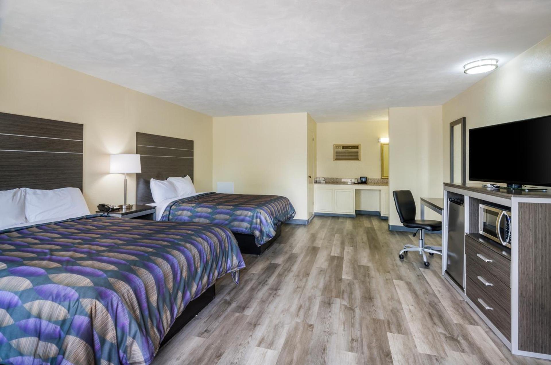 Alpine Motel photo 15