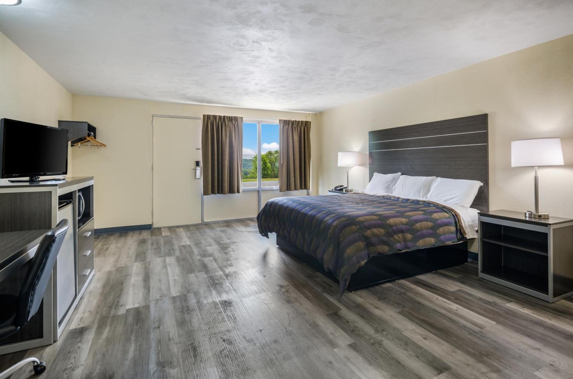 Alpine Motel photo 20