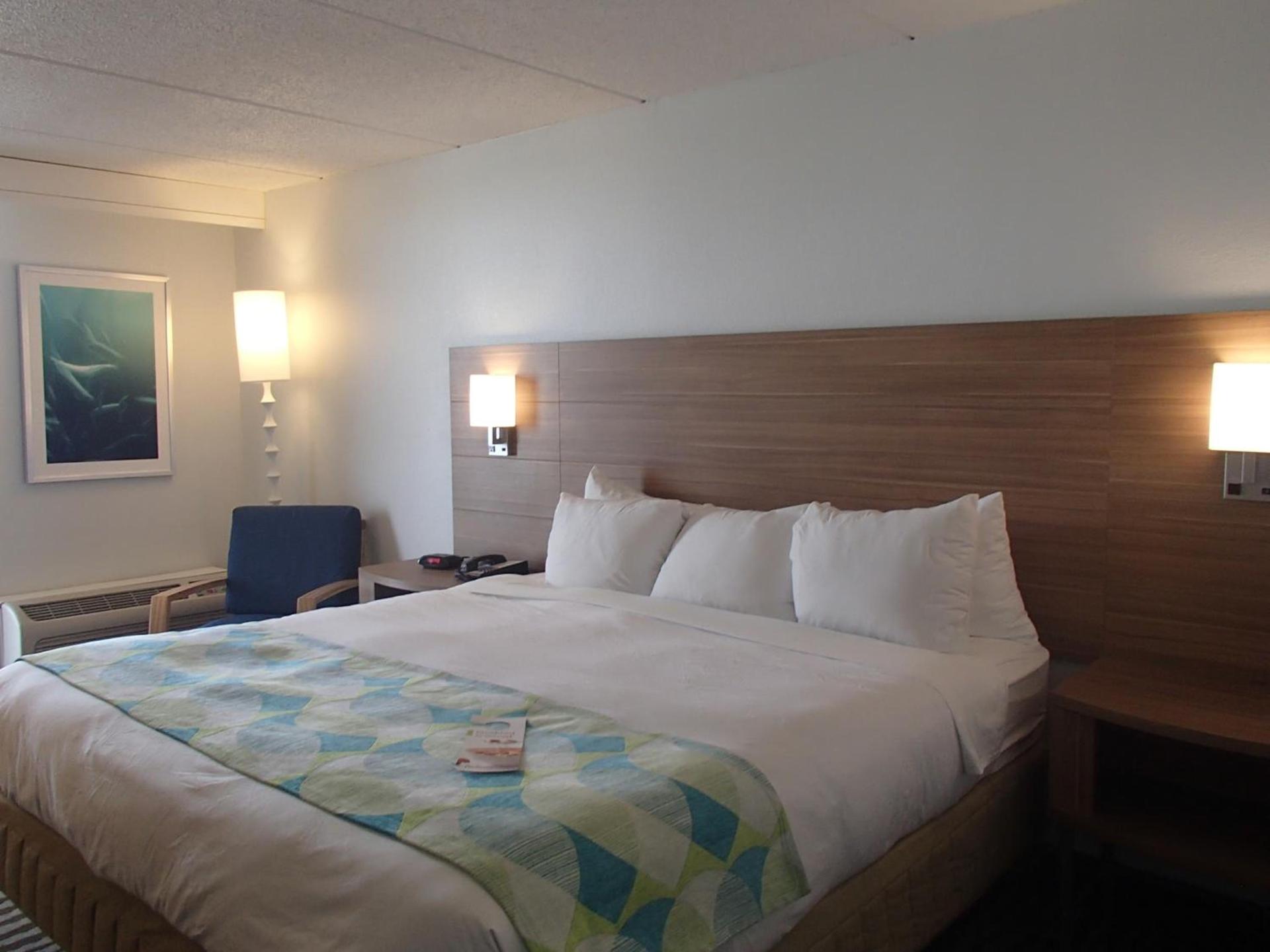 DoubleTree by Hilton Corpus Christi Beachfront photo 38