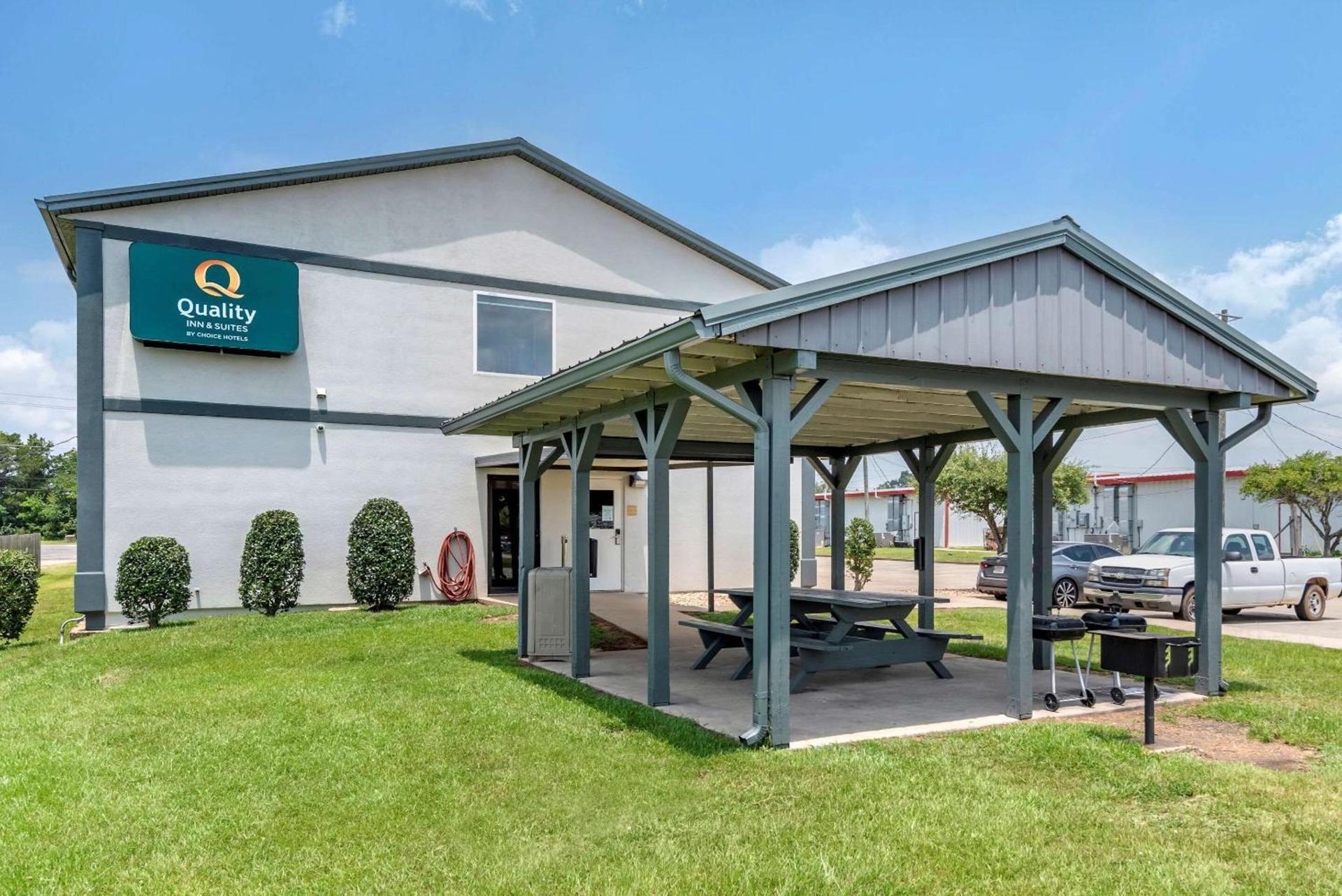 Quality Inn & Suites Demopolis photo 17