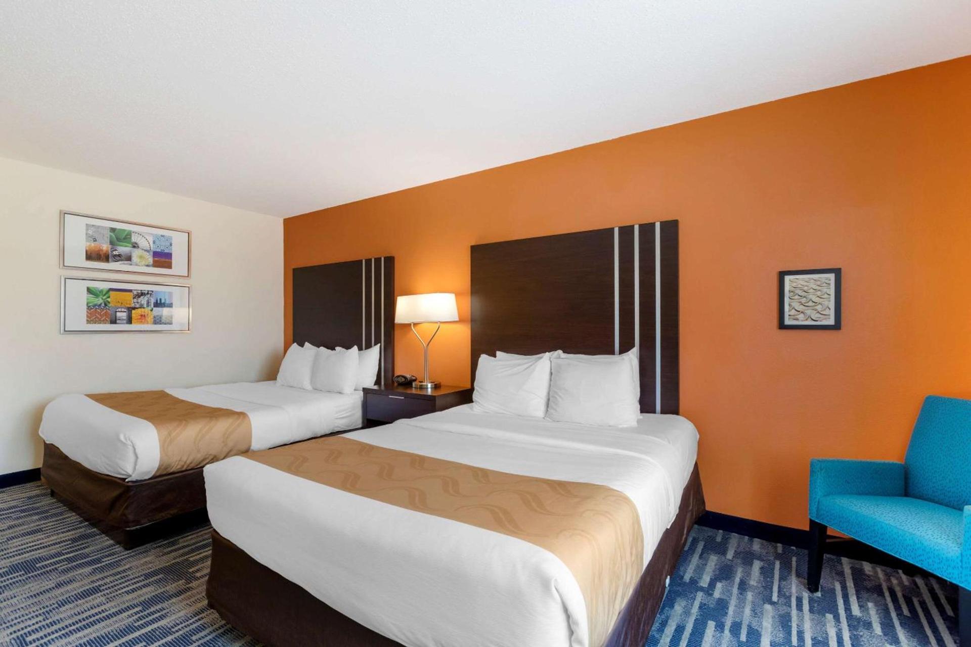 Quality Inn & Suites Keokuk North photo 7