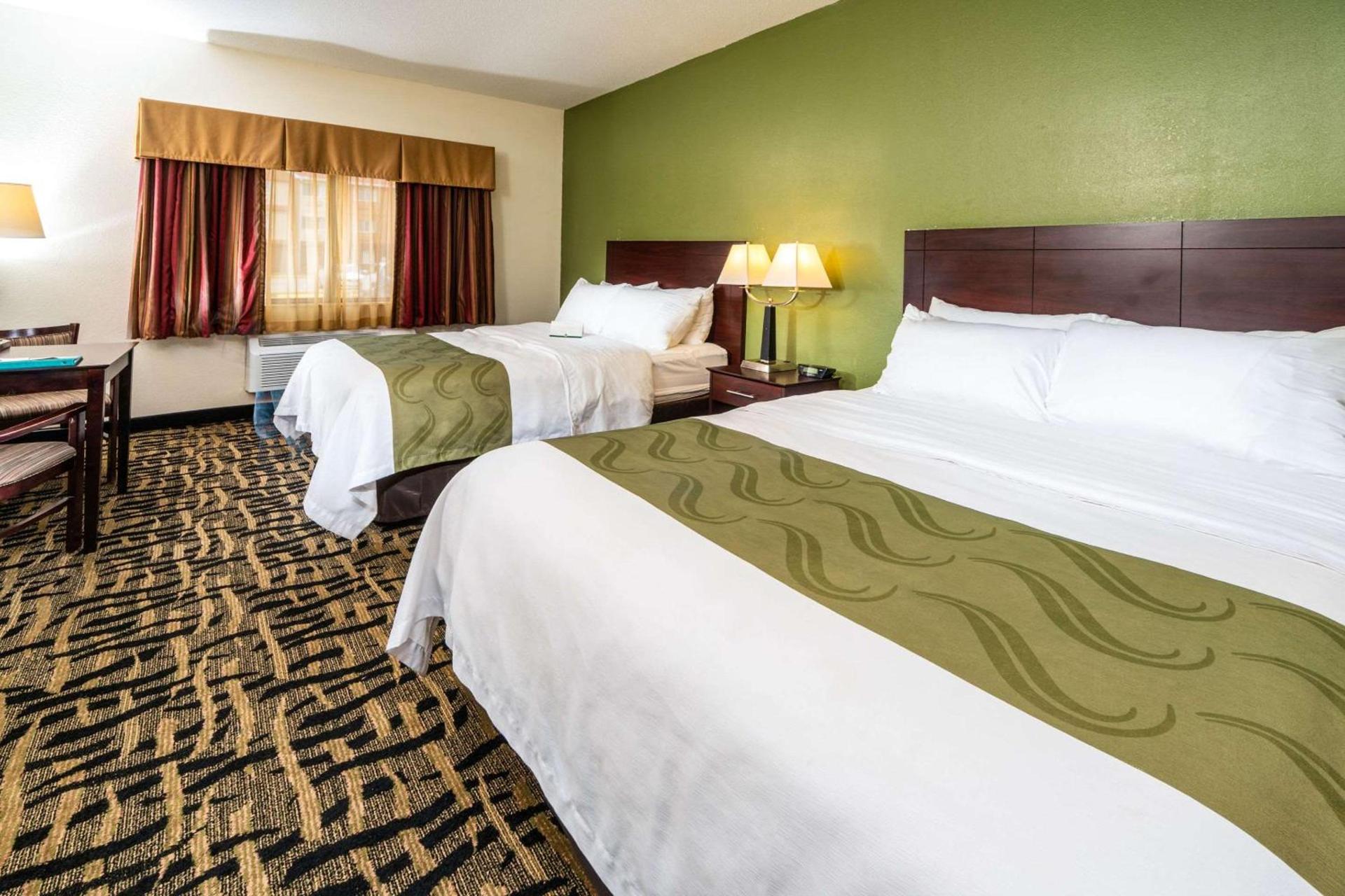 Quality Inn & Suites Danville East photo 5