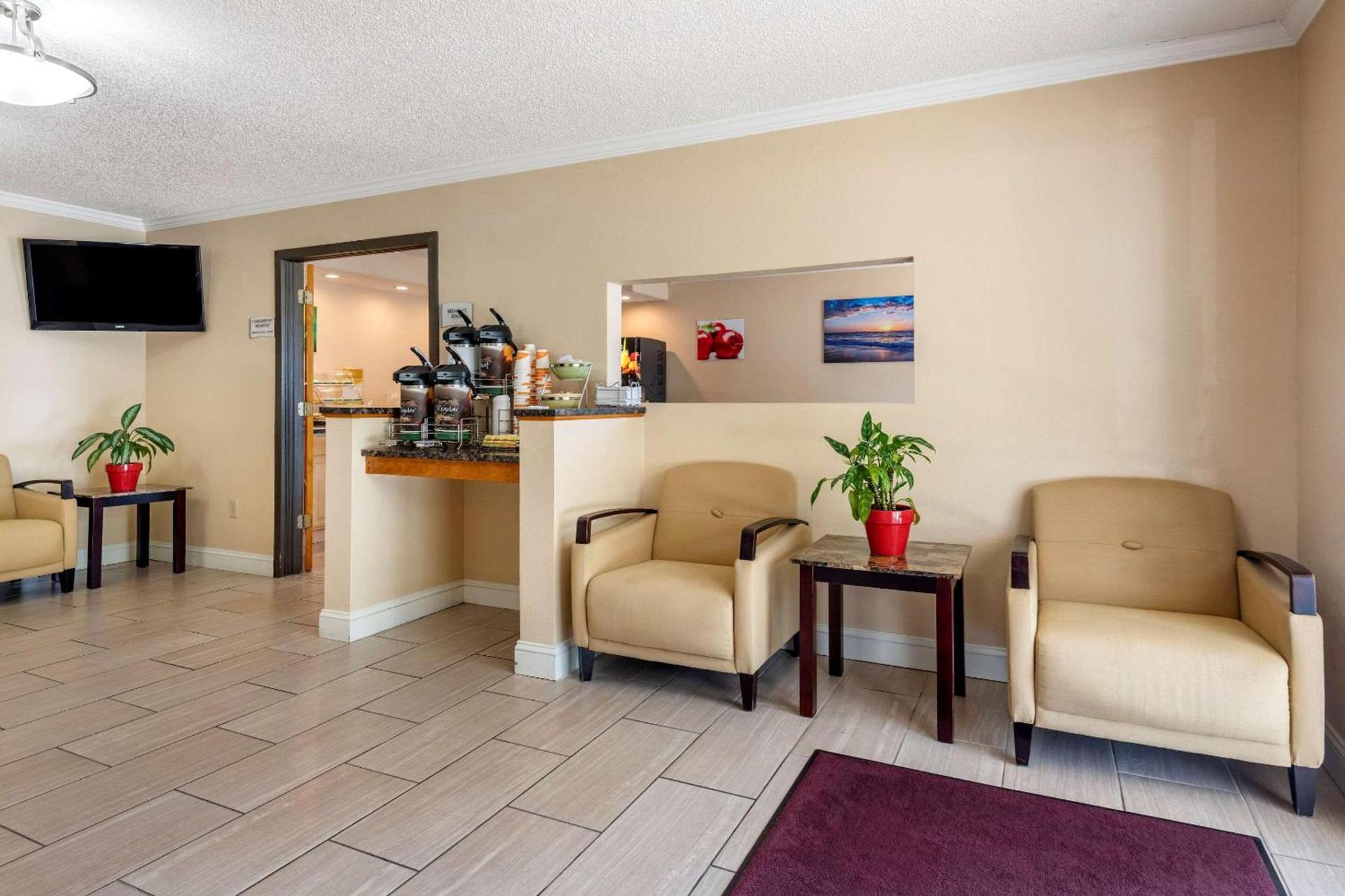 Quality Inn Sanford - Kennebunk photo 9