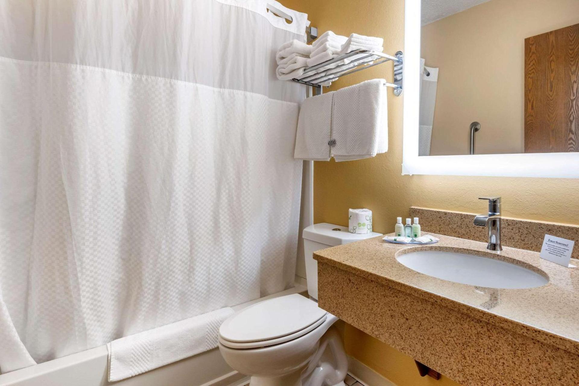 Quality Inn Sanford - Kennebunk photo 21