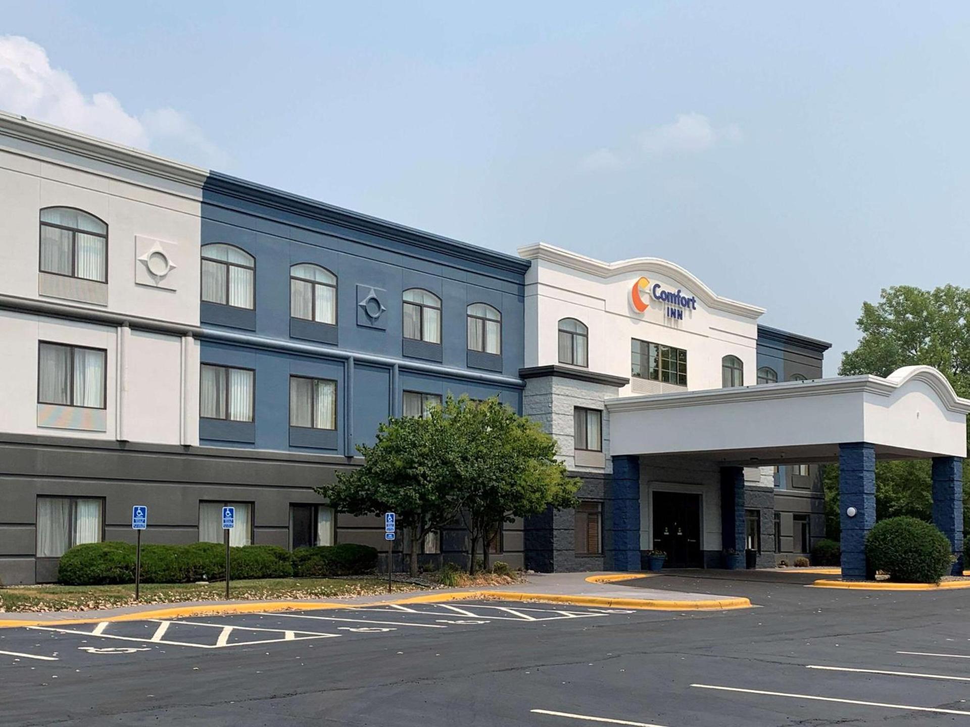 Comfort Inn Saint Paul East photo 2