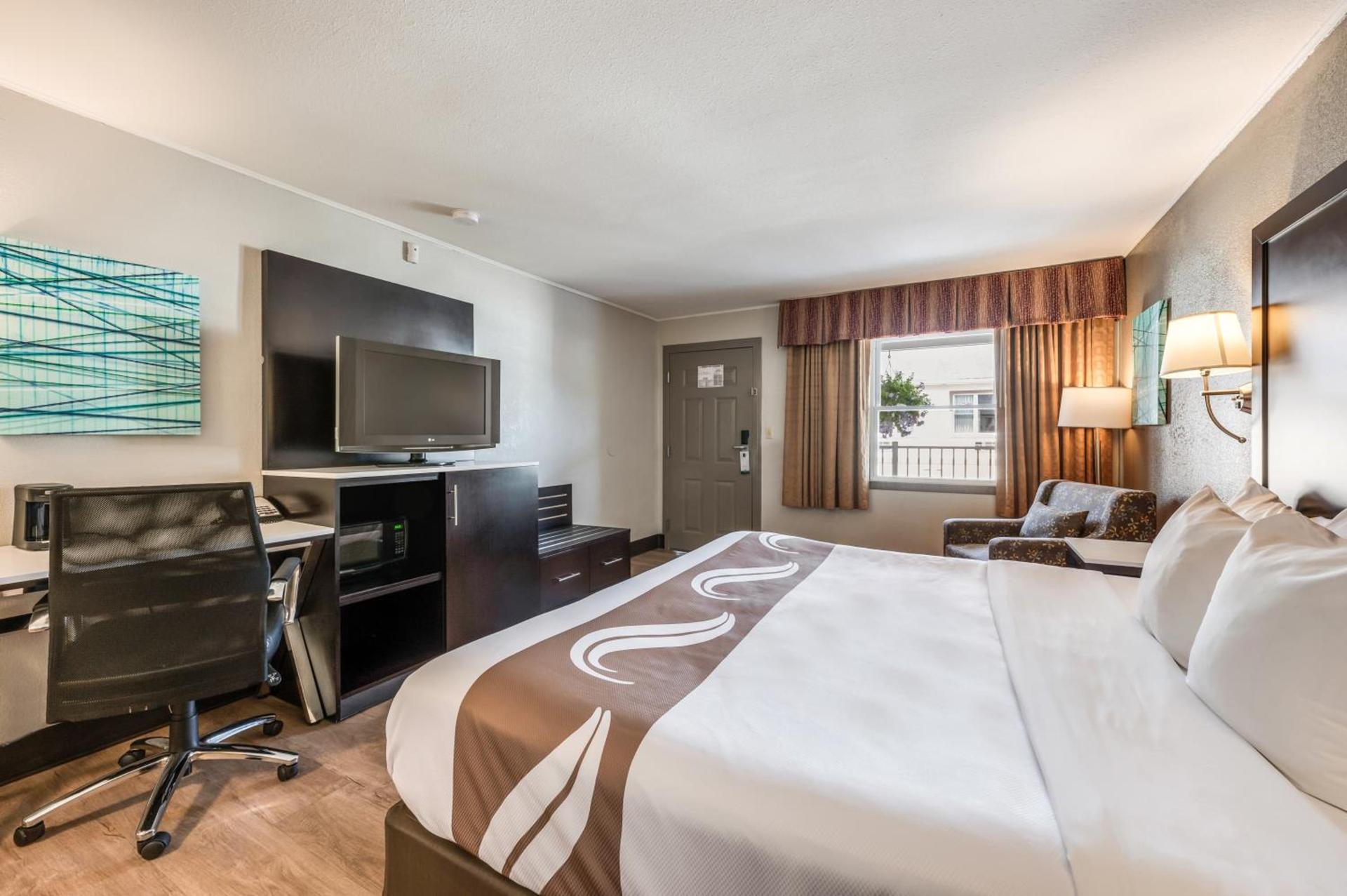 Quality Inn Poughkeepsie photo 42